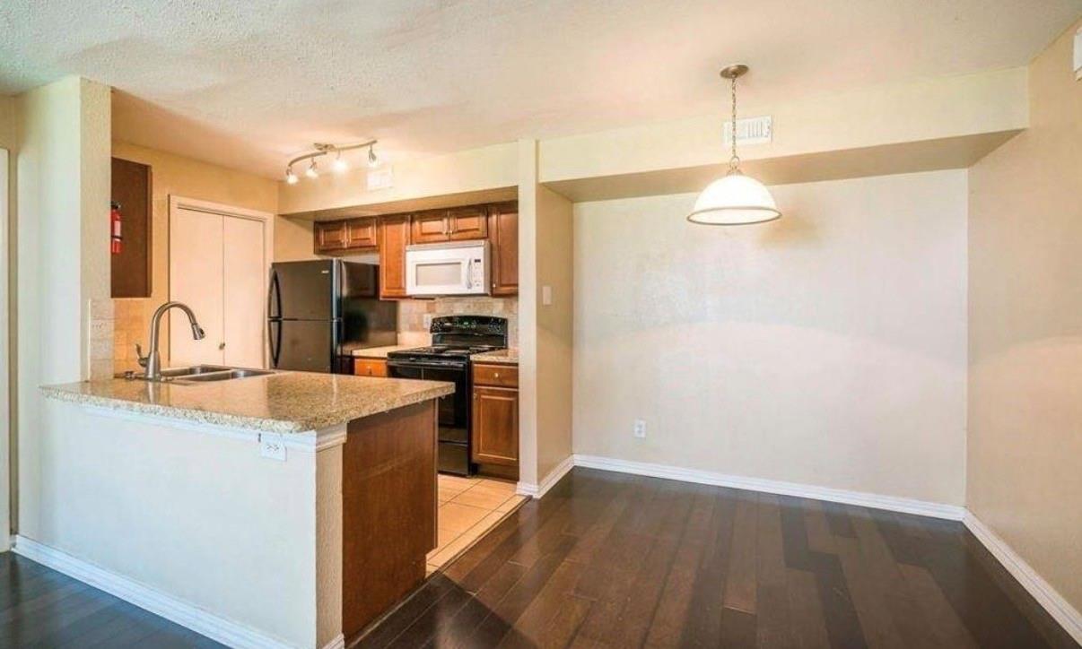 3900 Woodchase Drive #63 — photo