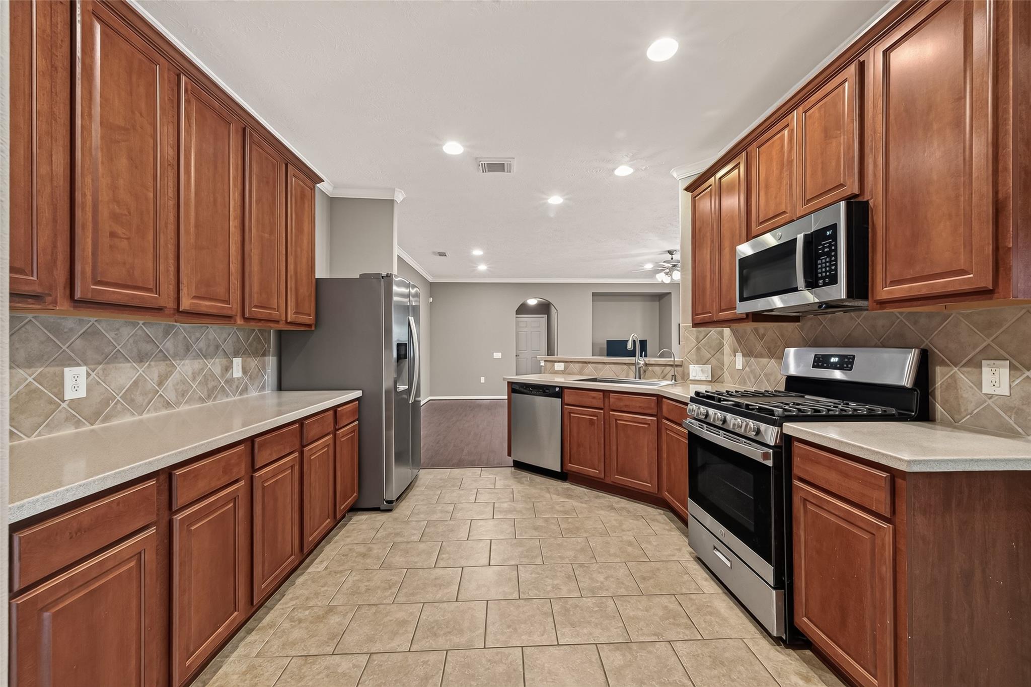5322 Greenbrae Lane — photo