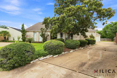 14102 Woodnook Drive — photo