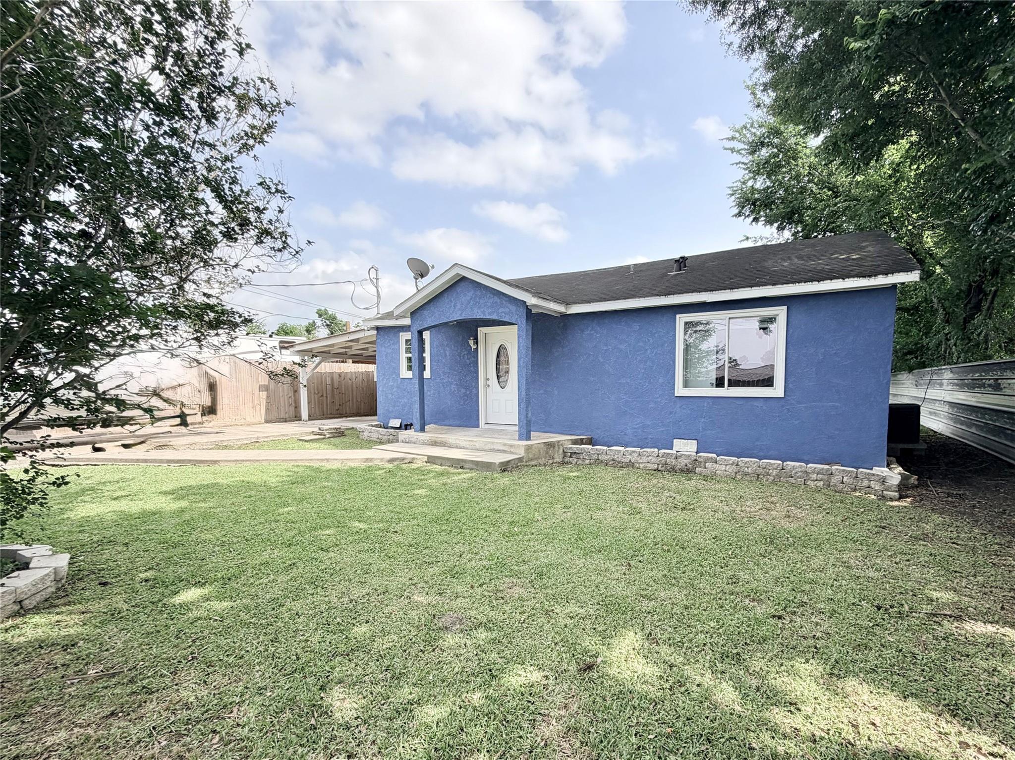 12906 Gladden Drive — photo