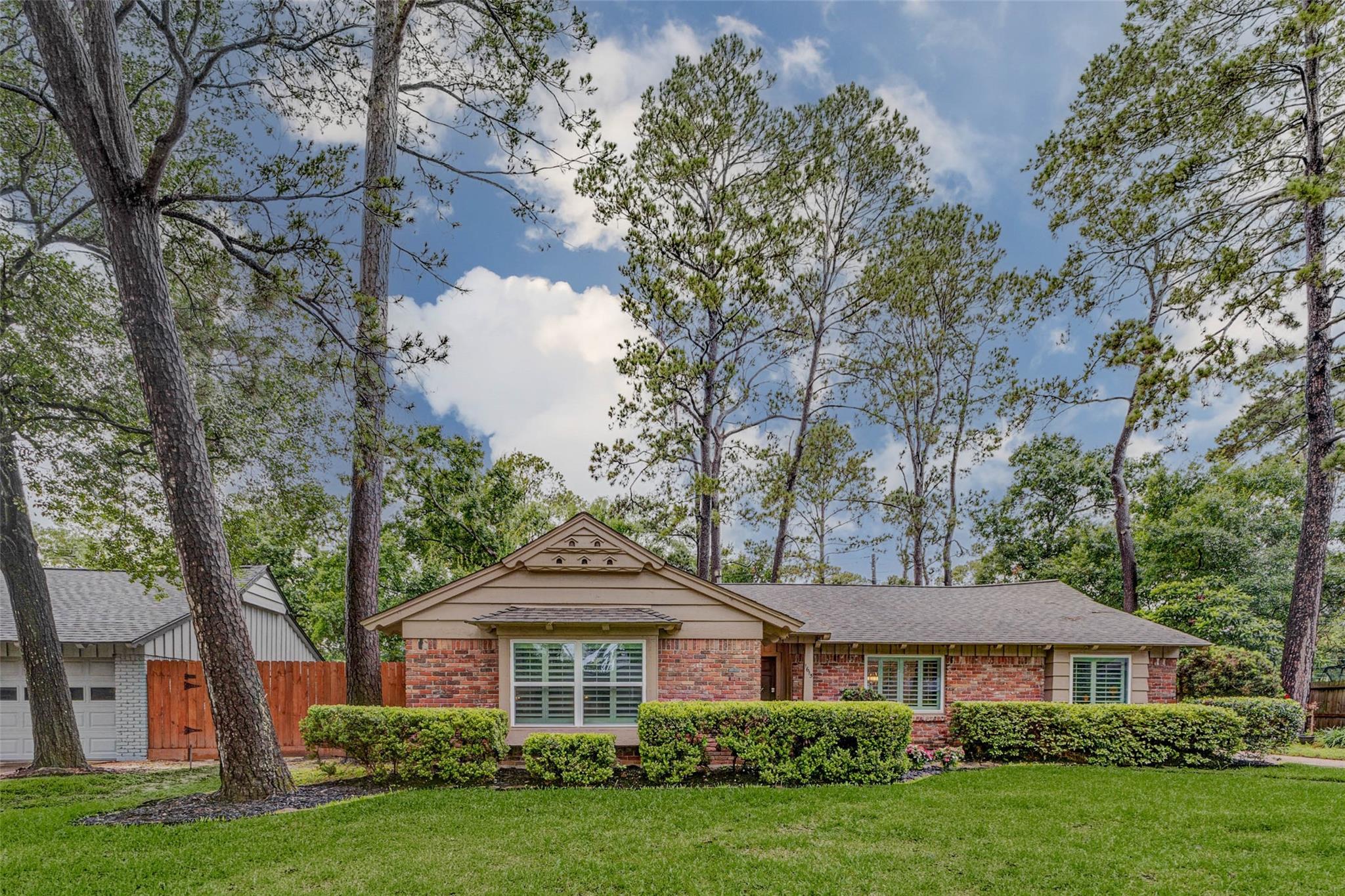 1615 Imperial Crown Drive — photo