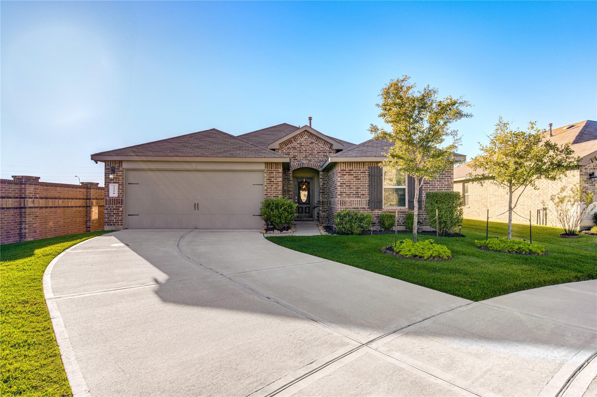 3350 Sumac Dr — photo