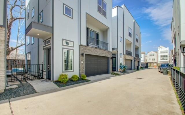8411 Hempstead Road #G — photo