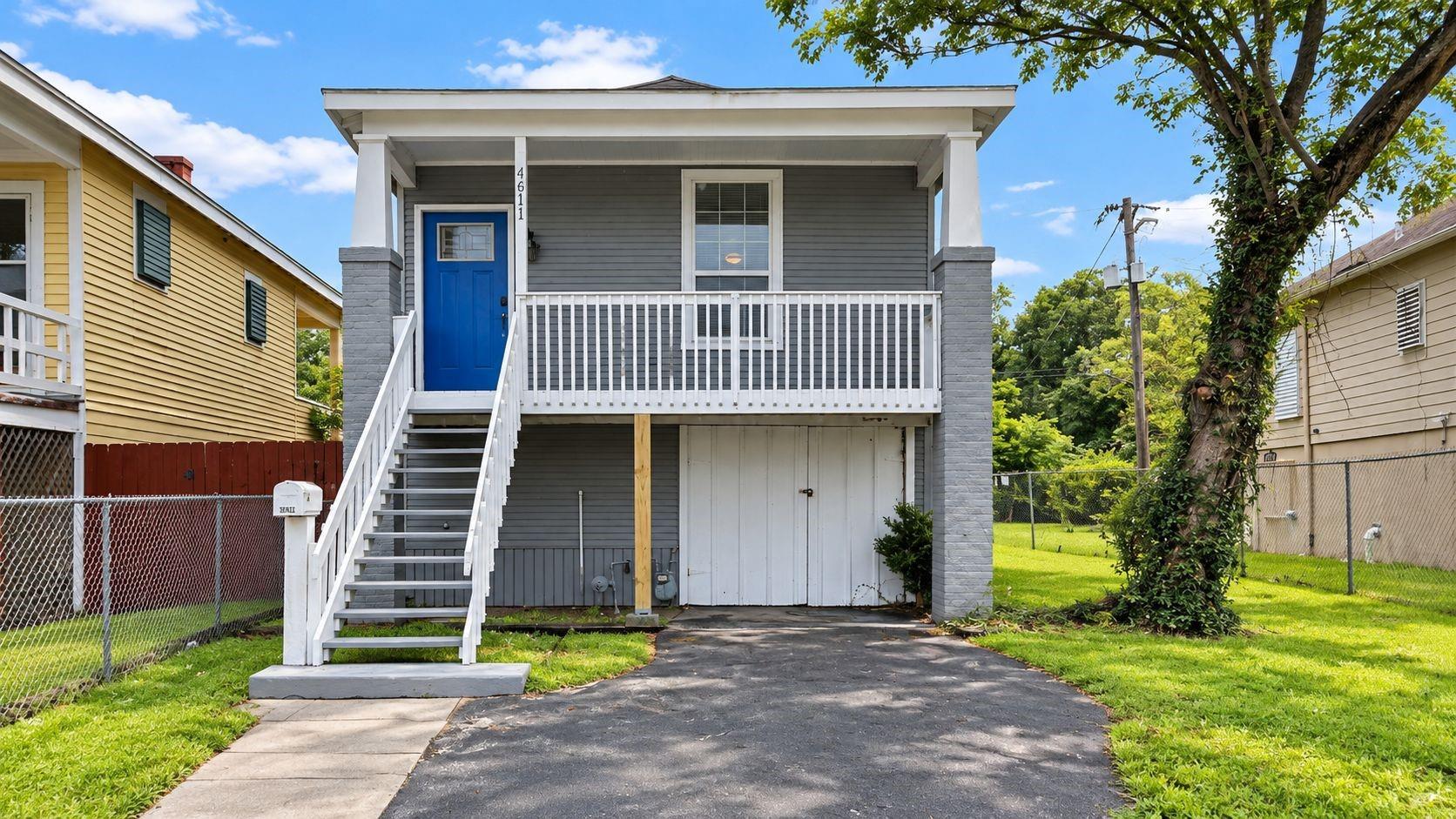4611 Avenue Q 1/2 — photo