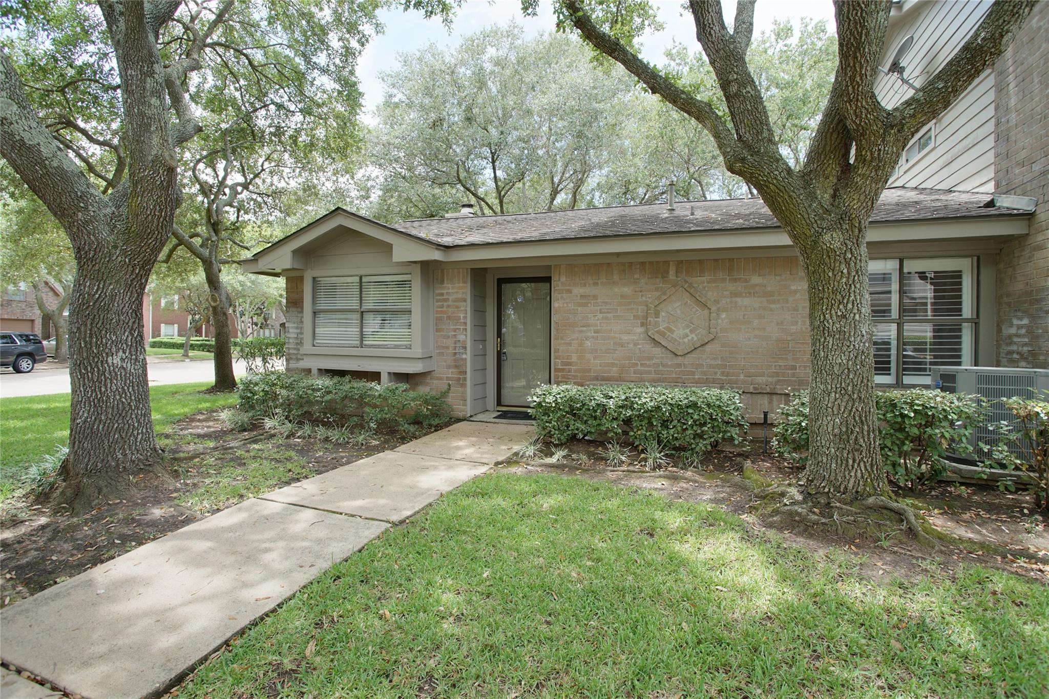 2711 Grants Lake Boulevard #174 — photo