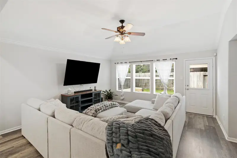 9951 Chimney Swift Lane — photo