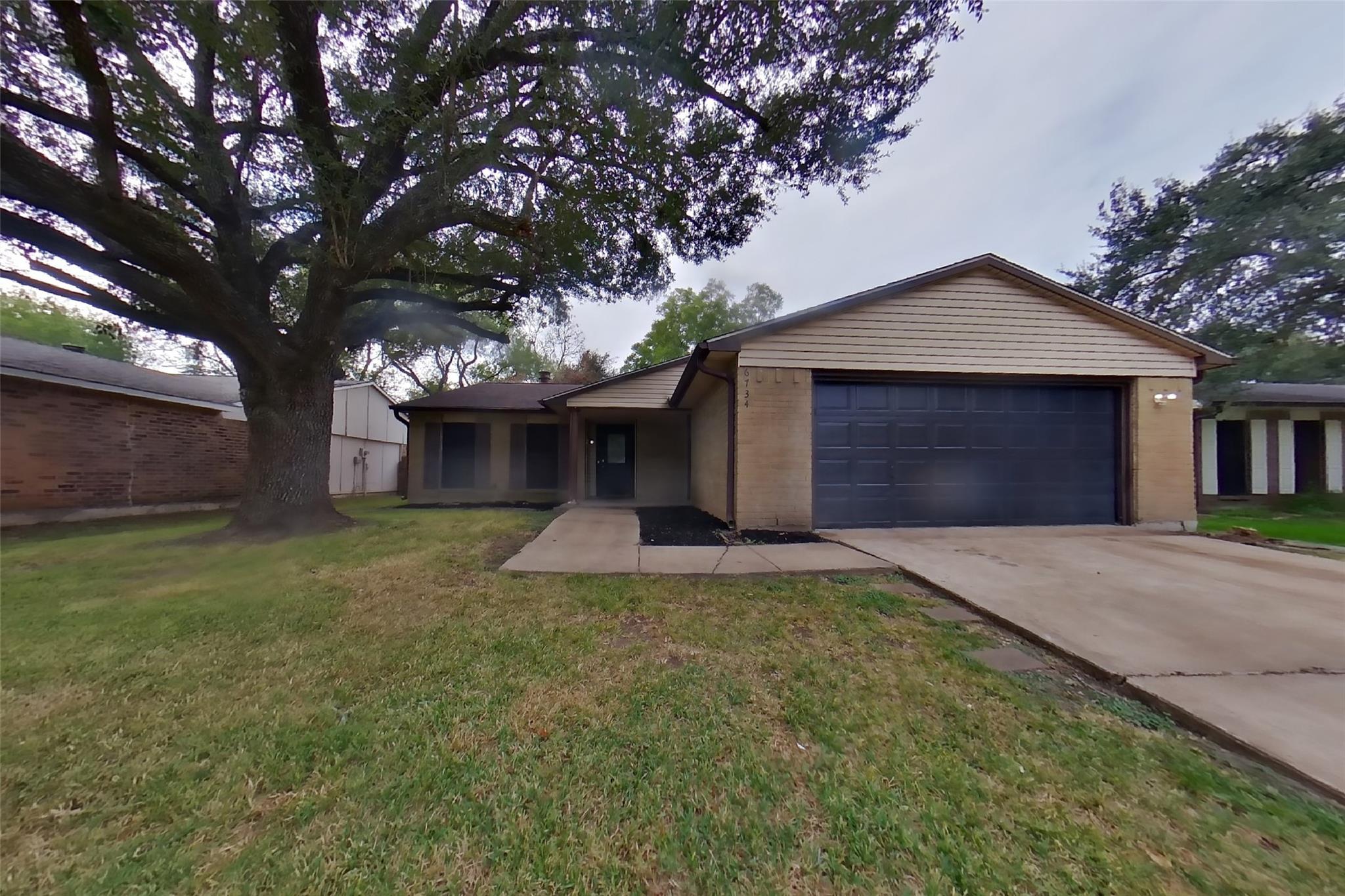 6734 Pickett Drive — photo