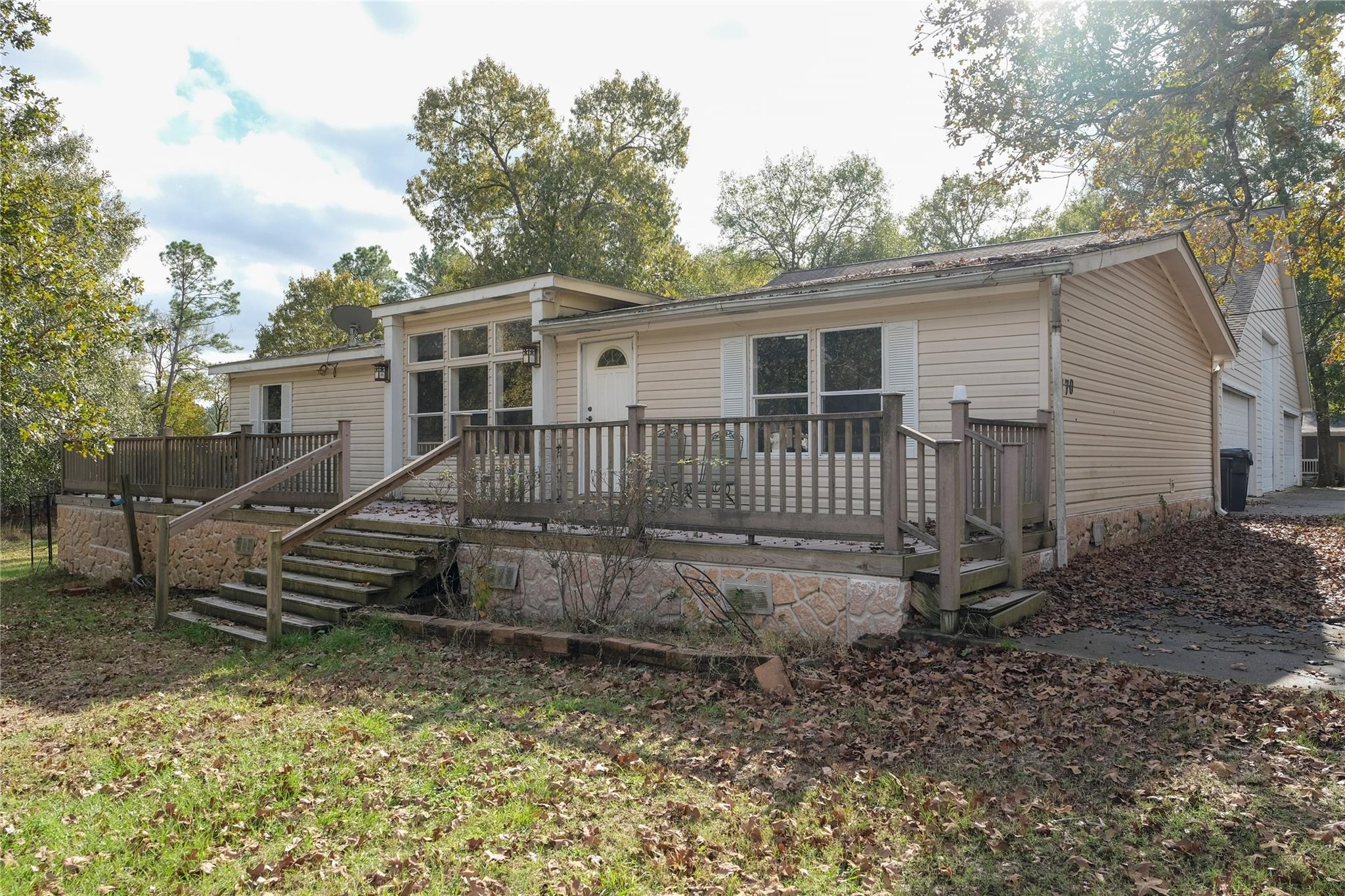 170 W Creek — photo
