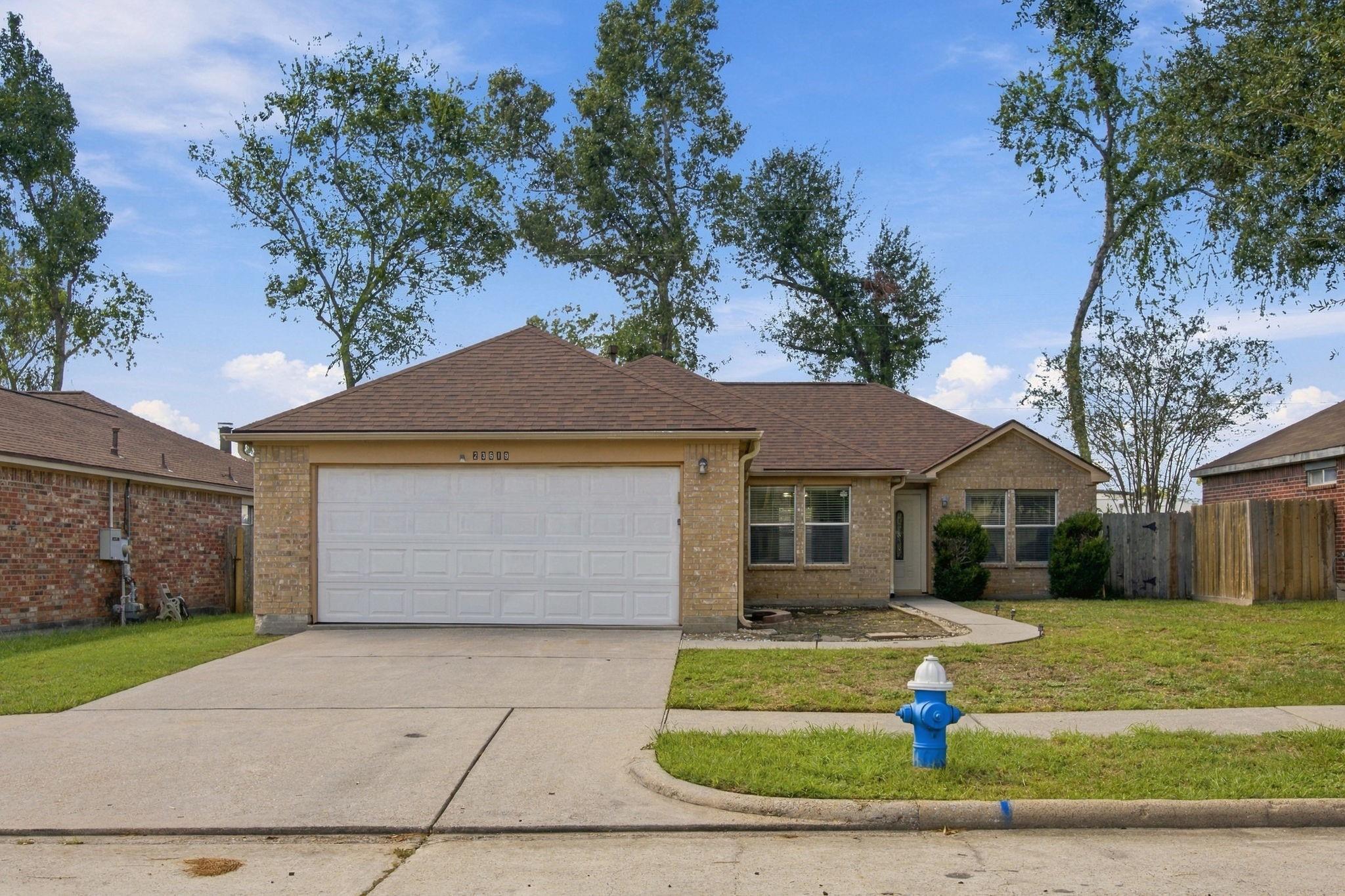 23619 Summer Pine Drive — photo