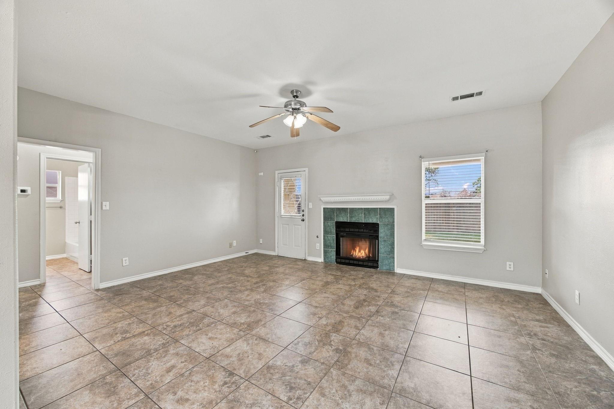 23619 Summer Pine Drive, Spring, TX 77373 — photo 2