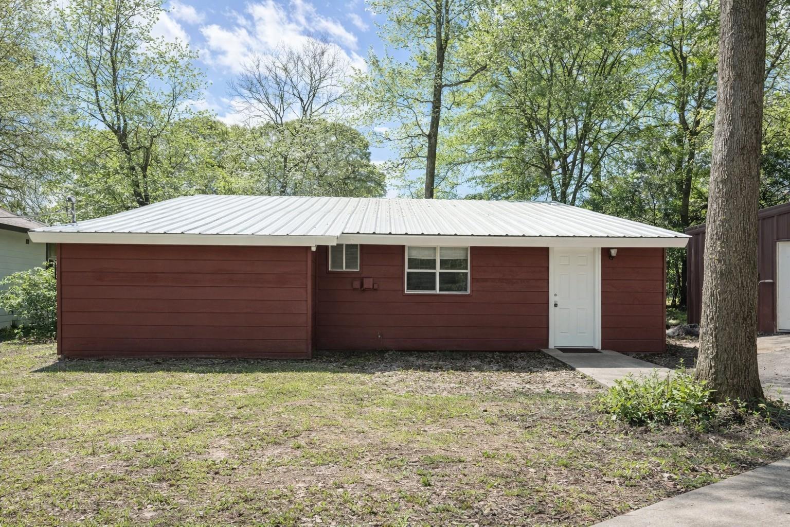 16477 Piper Lane #a — photo