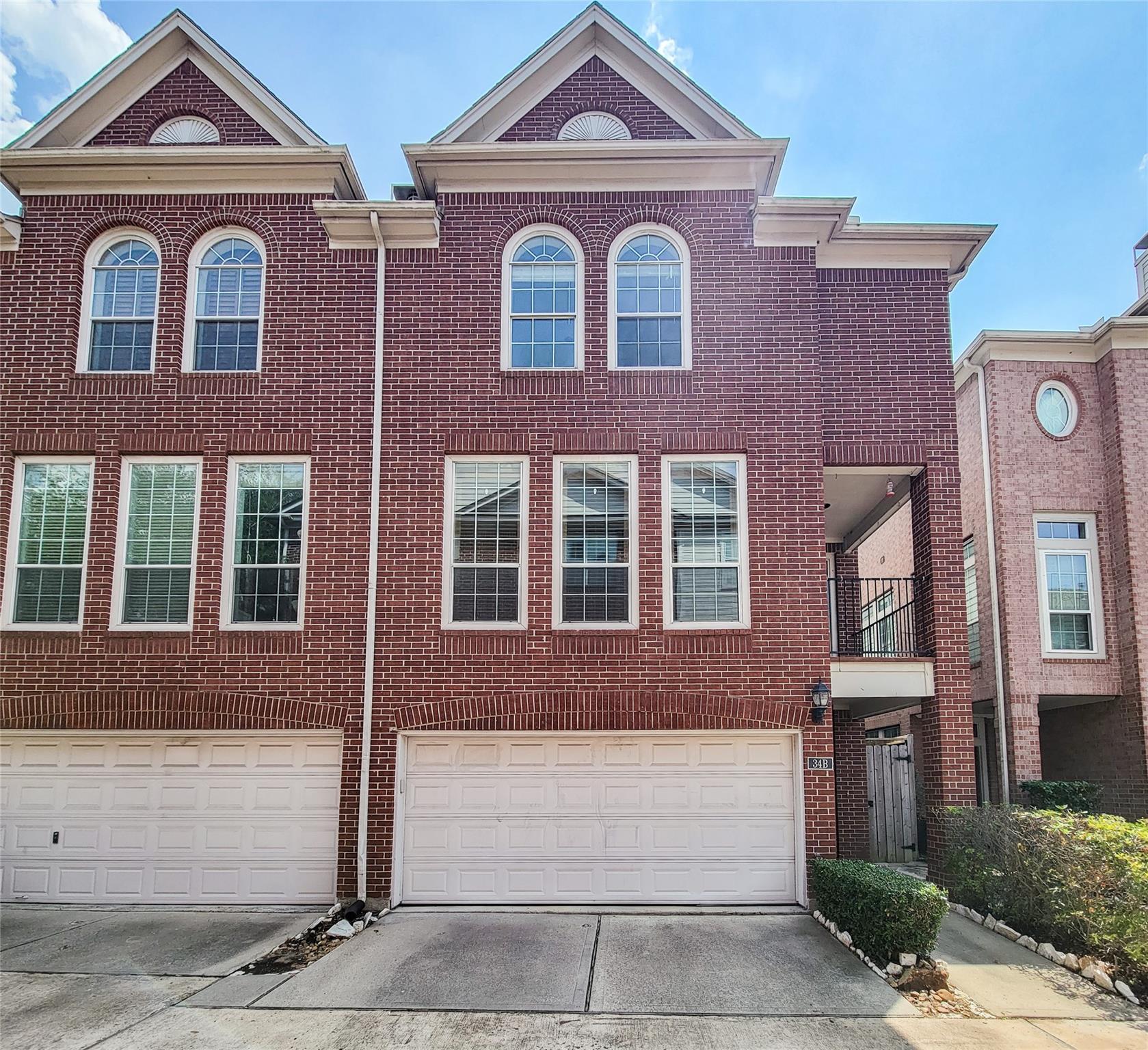 34 Waugh #B — photo