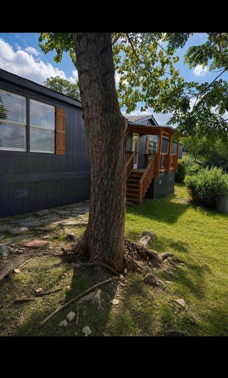 410 Duck Mountain Lane — photo