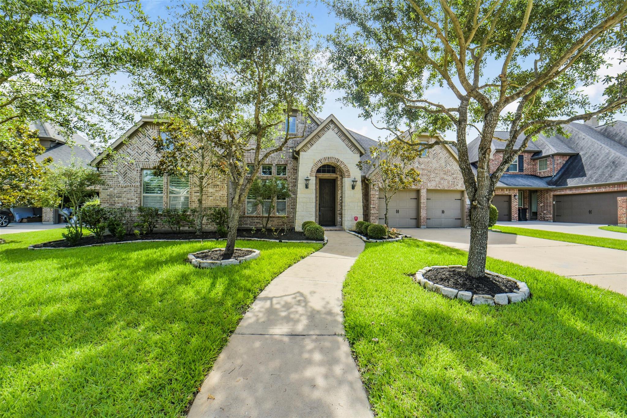 2307 Draycutt Drive — photo