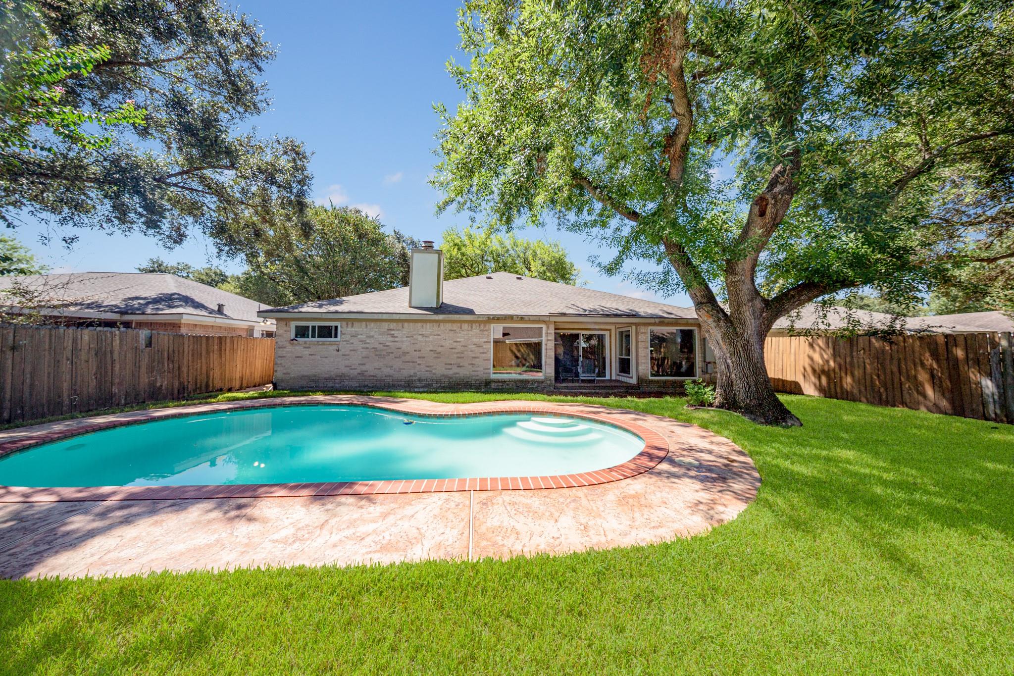 21338 Highland Knolls Drive — photo