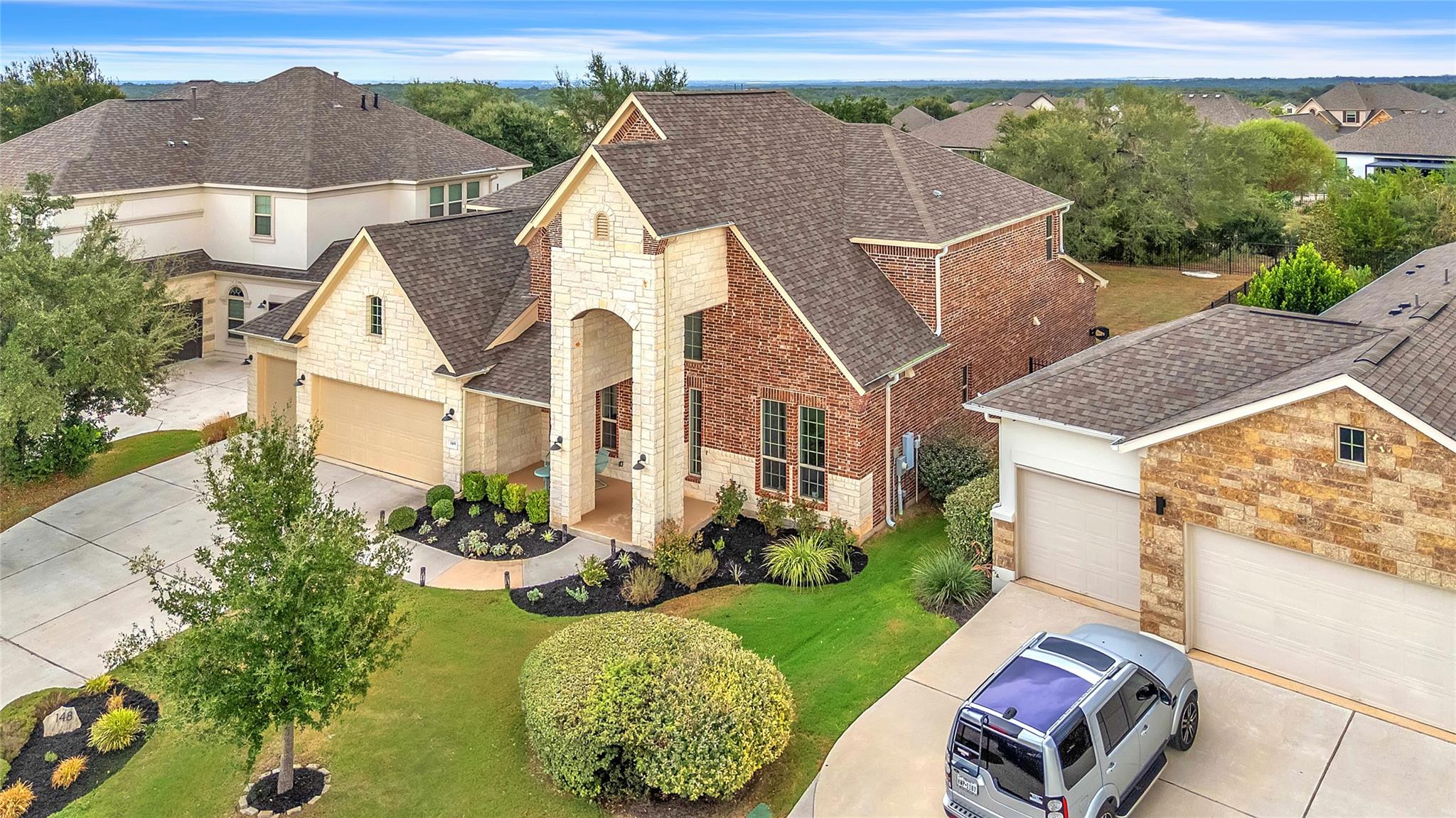 148 Jacksdaw Drive — photo