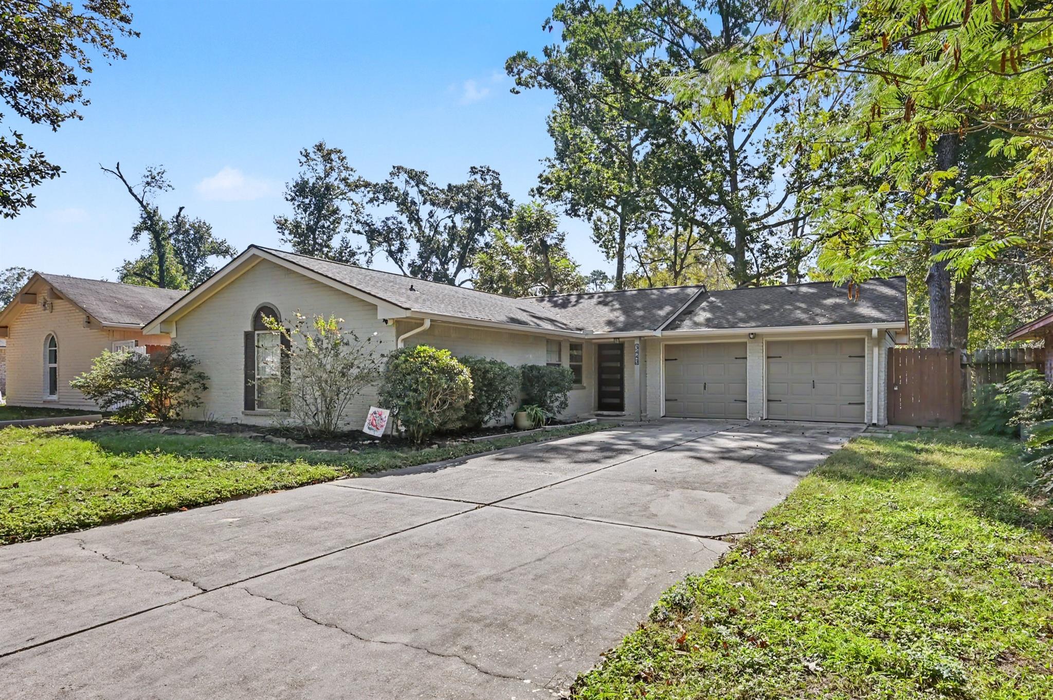 3443 Gary Lane — photo