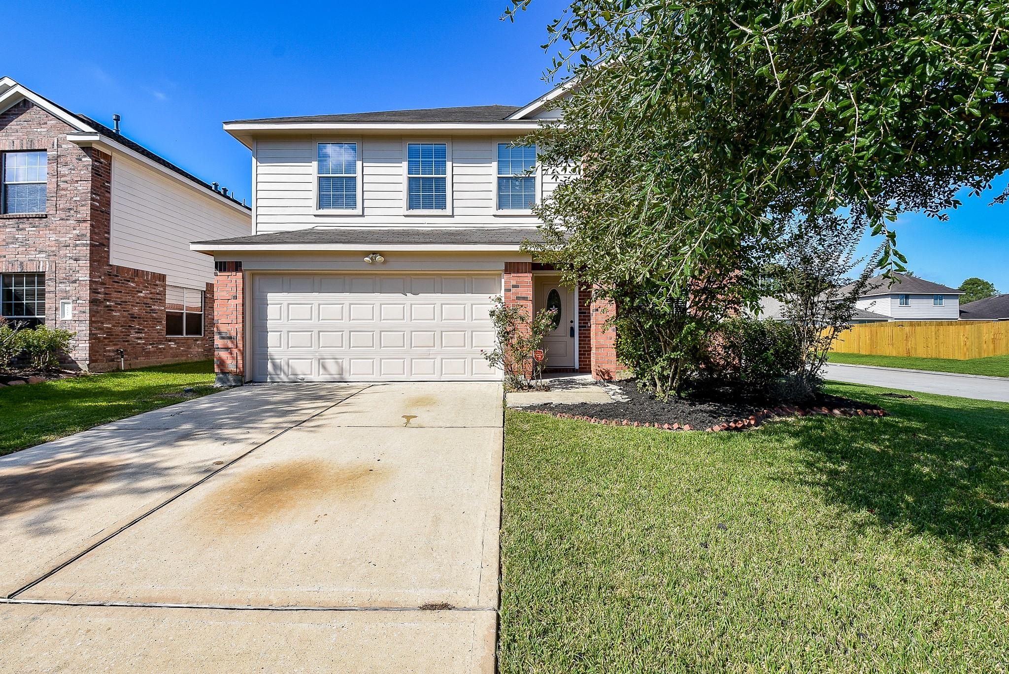 23527 Maple View Drive — photo