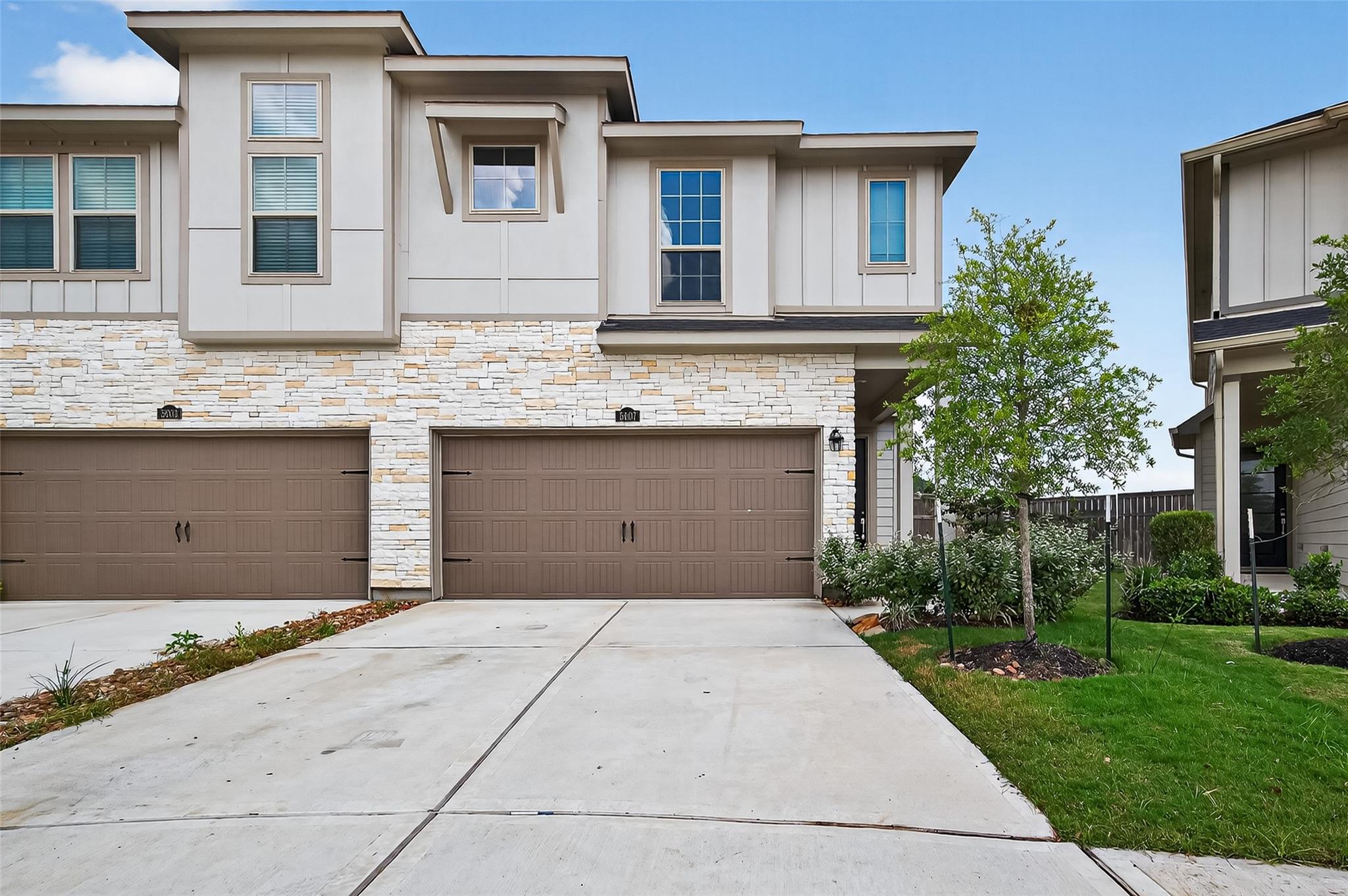 5607 Foggy Vine Court — photo