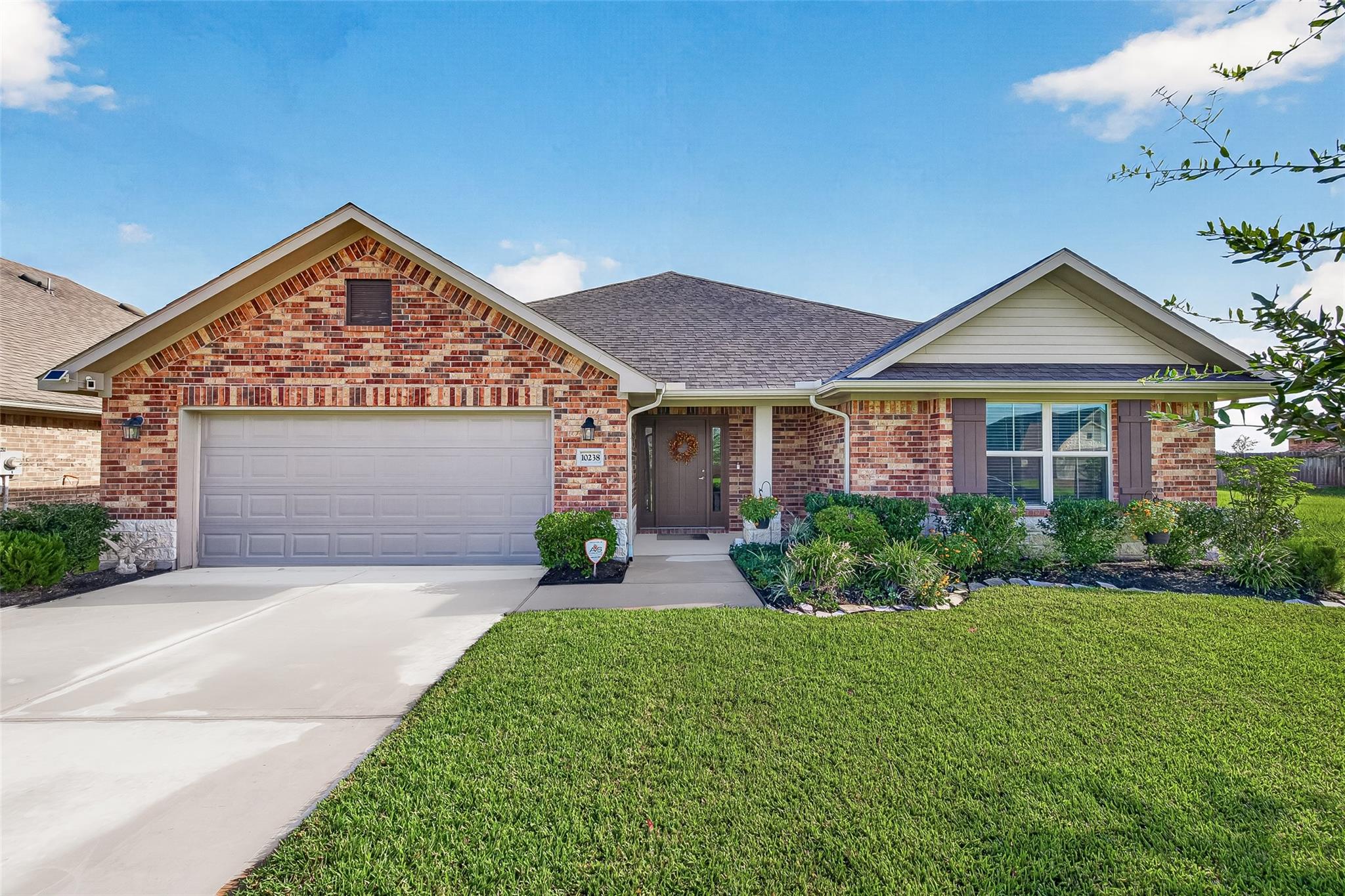 10238 Whitney Reach Drive, Rosharon, TX 77583 — photo 2