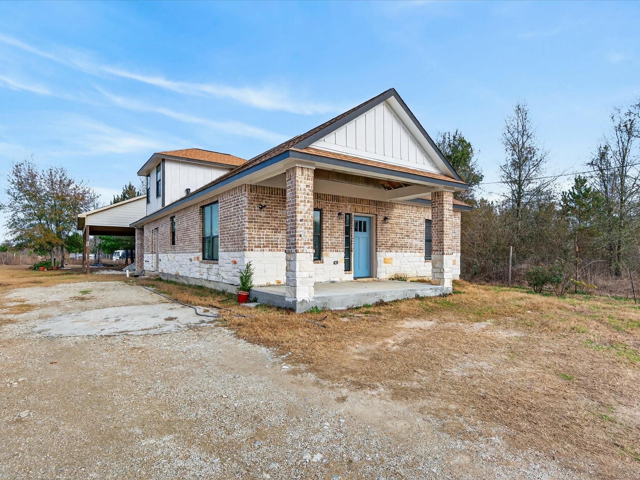 1833 County Road 3556 — photo