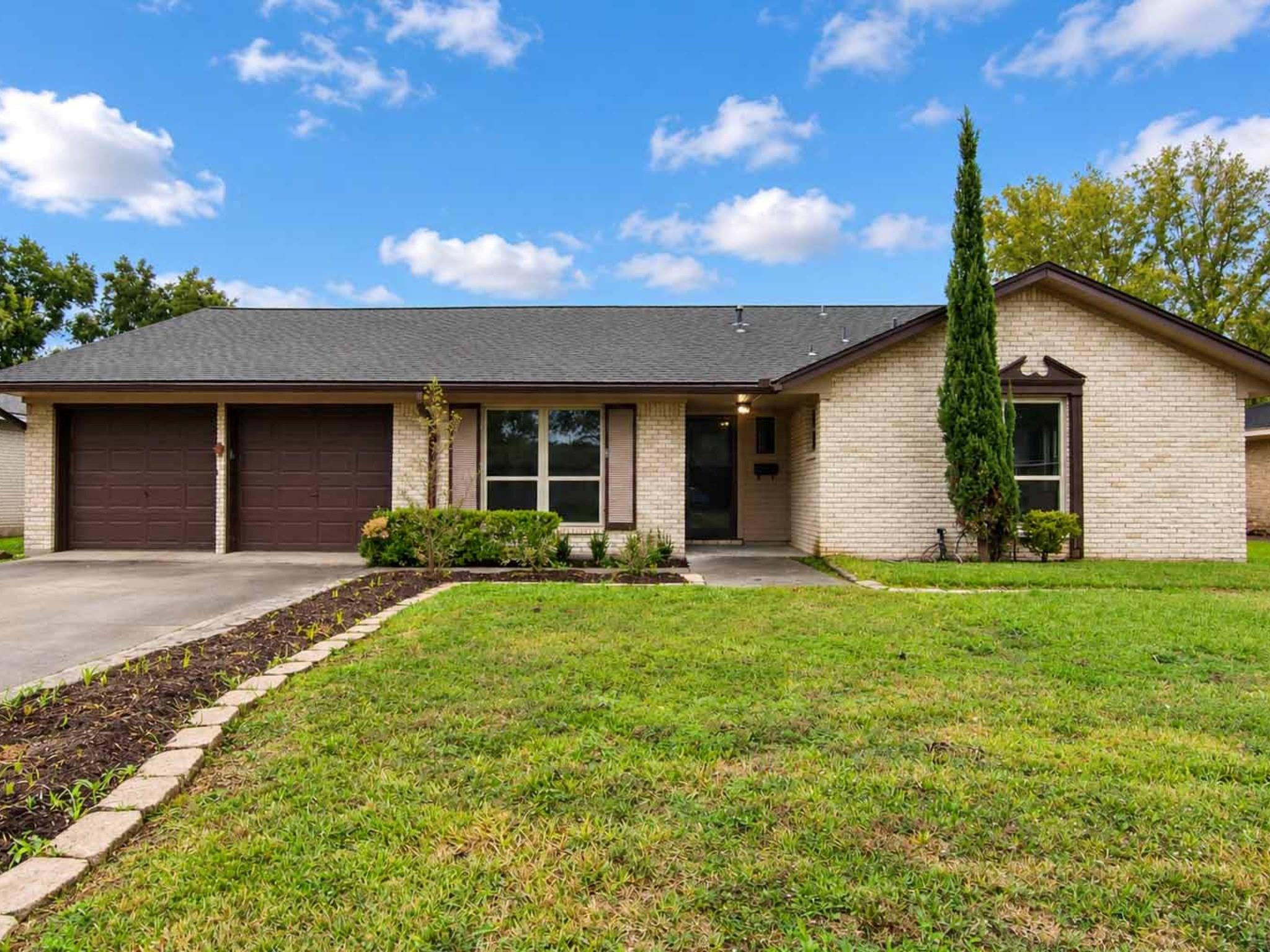10323 Winding Trail Road — photo