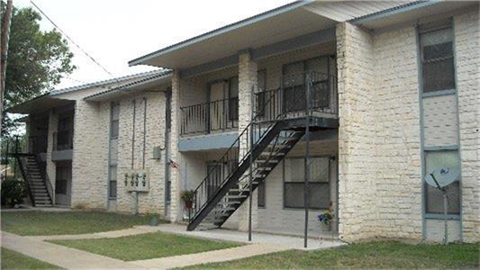 200 Riverview Drive — photo