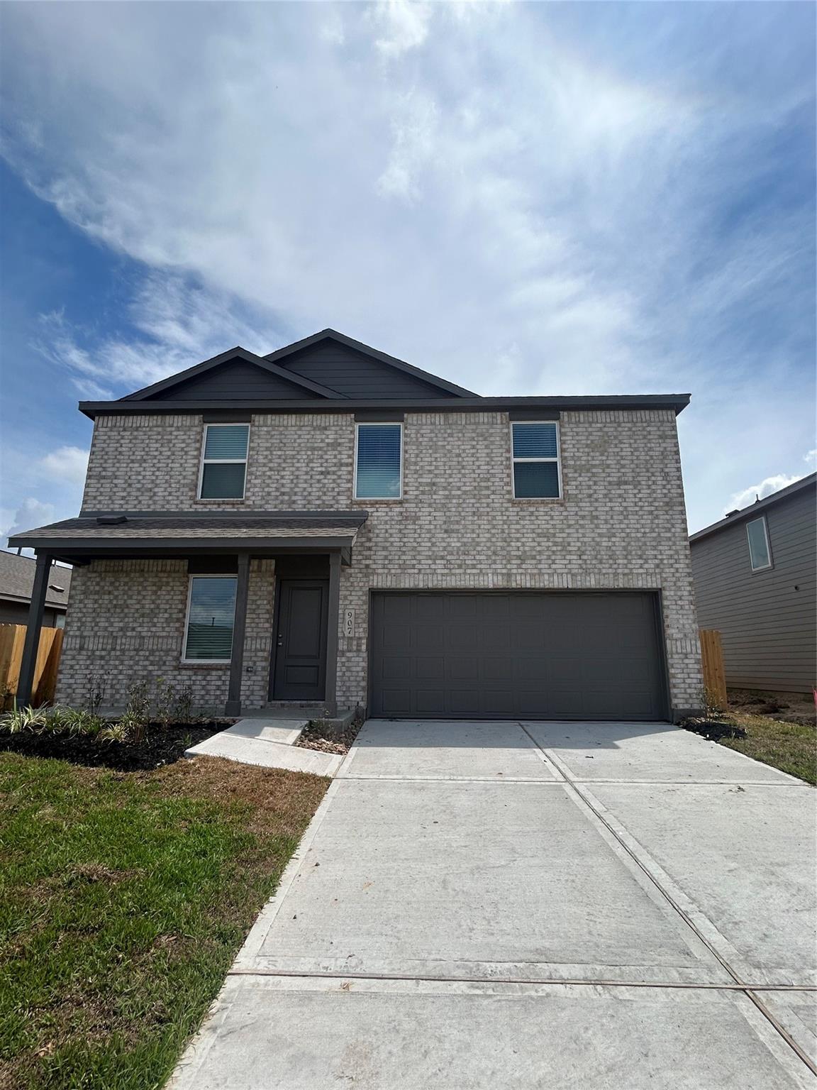 907 Constitution Drive — photo