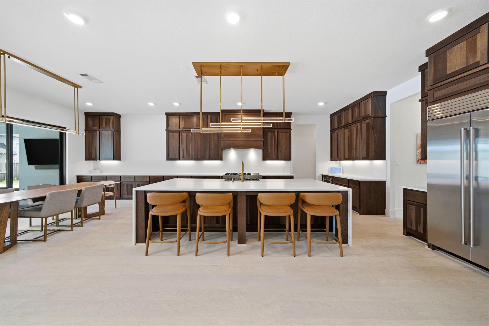 4906 Lagos Lagoon Court — photo