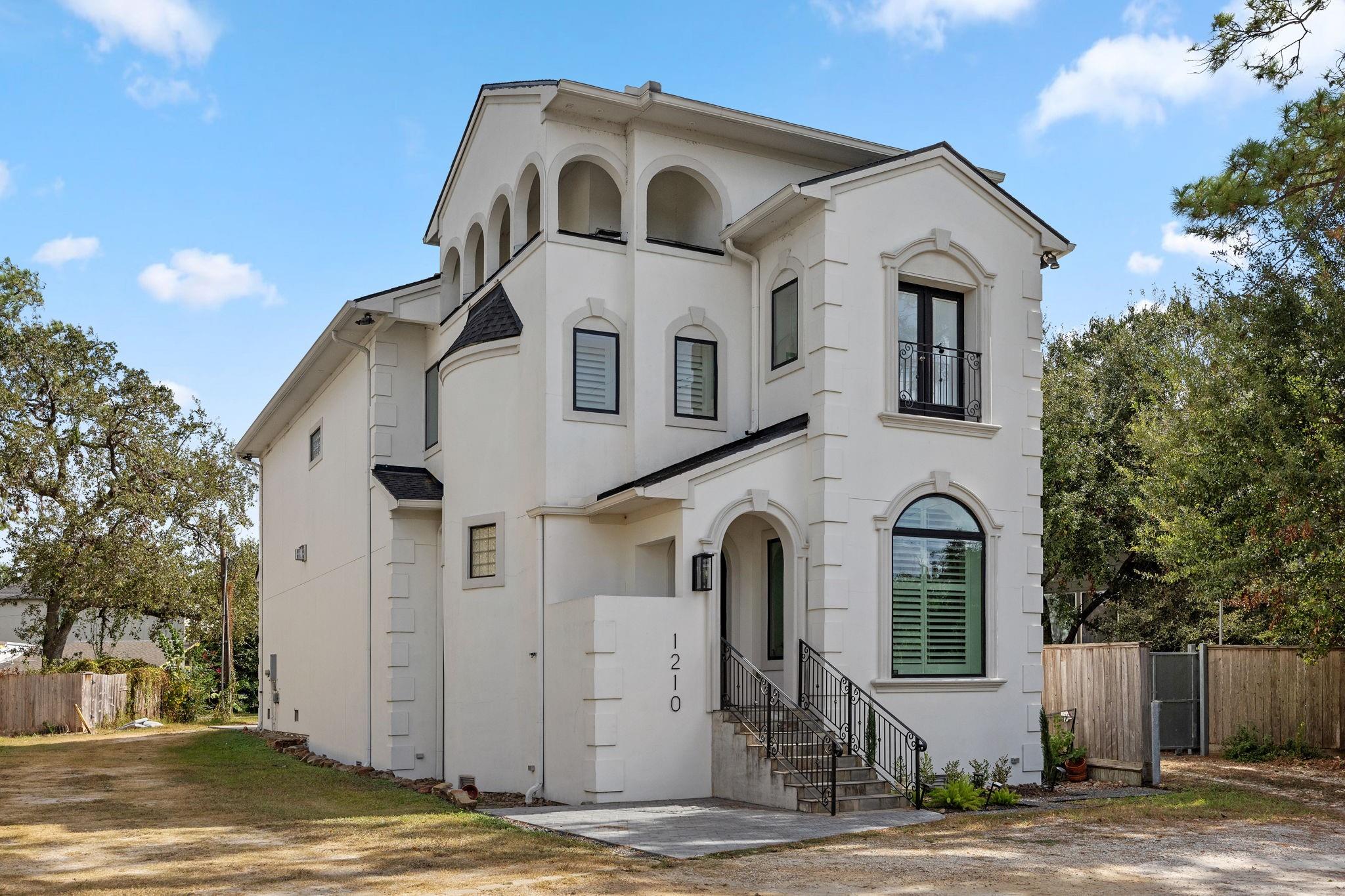 1210 Parkerhaven Court — photo