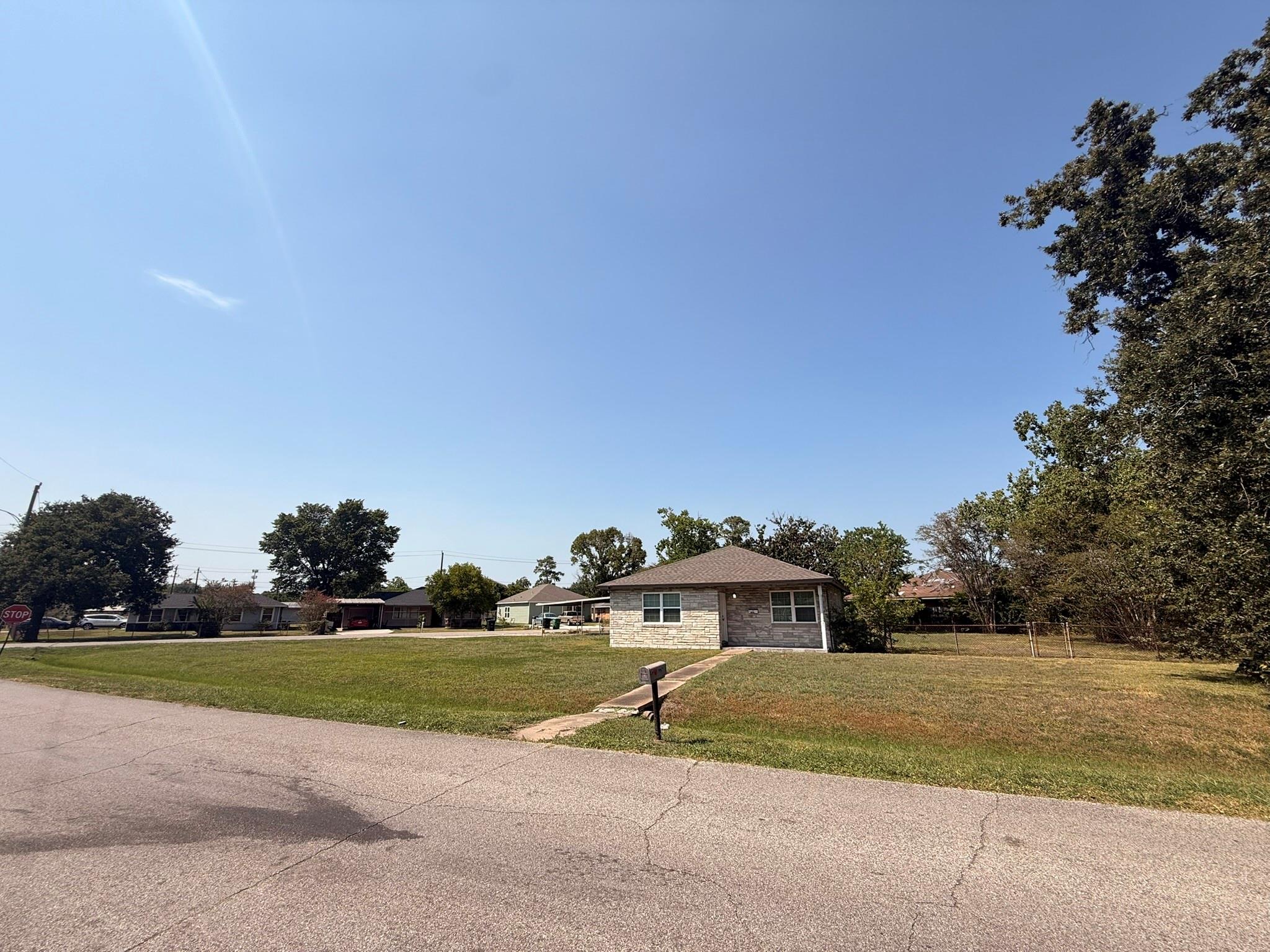 12905 Orleans Street — photo
