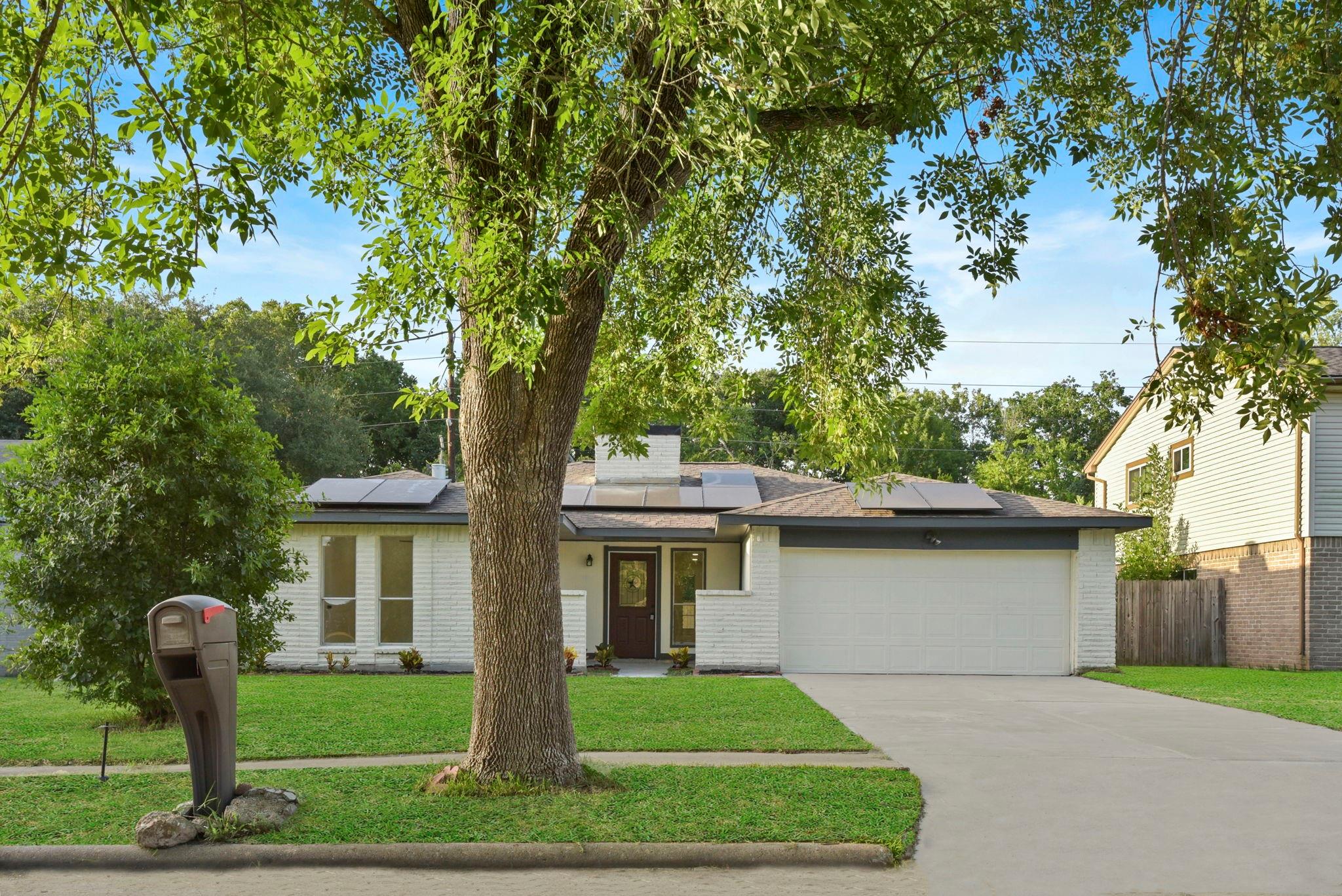 2322 Aprilmont Drive — photo