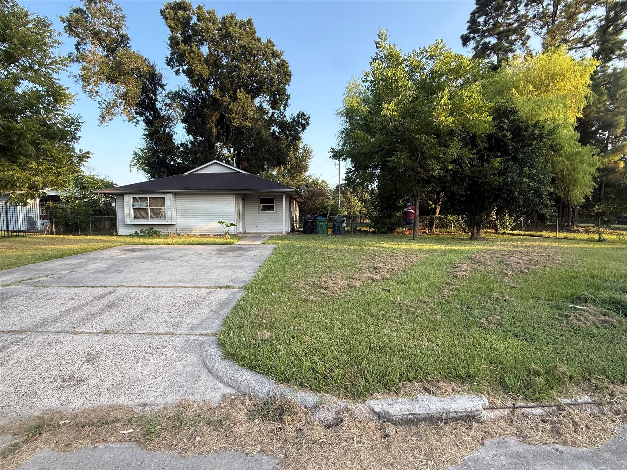 9318 Sterlingshire Street — photo