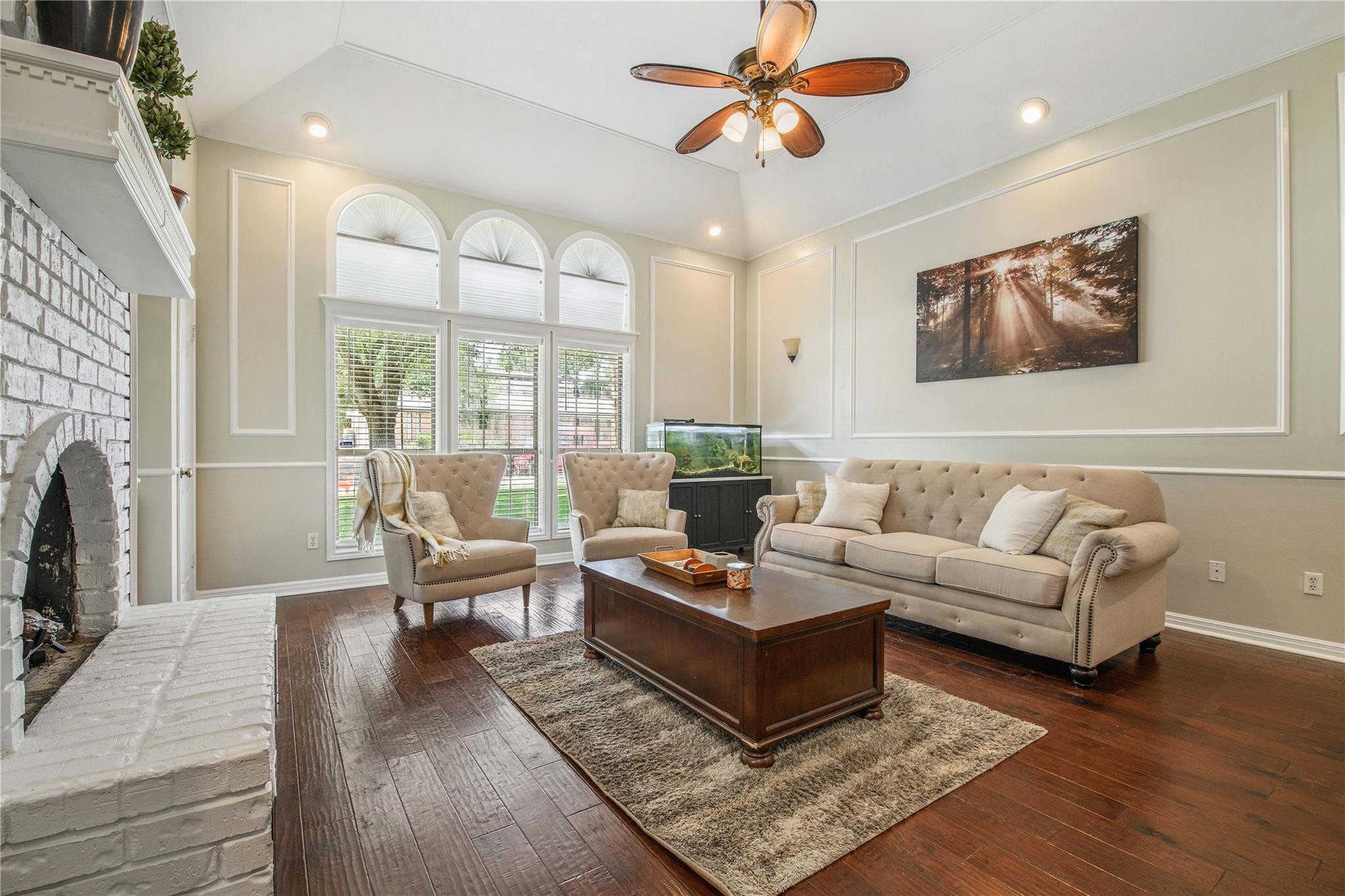 2307 W Briargate Drive — photo