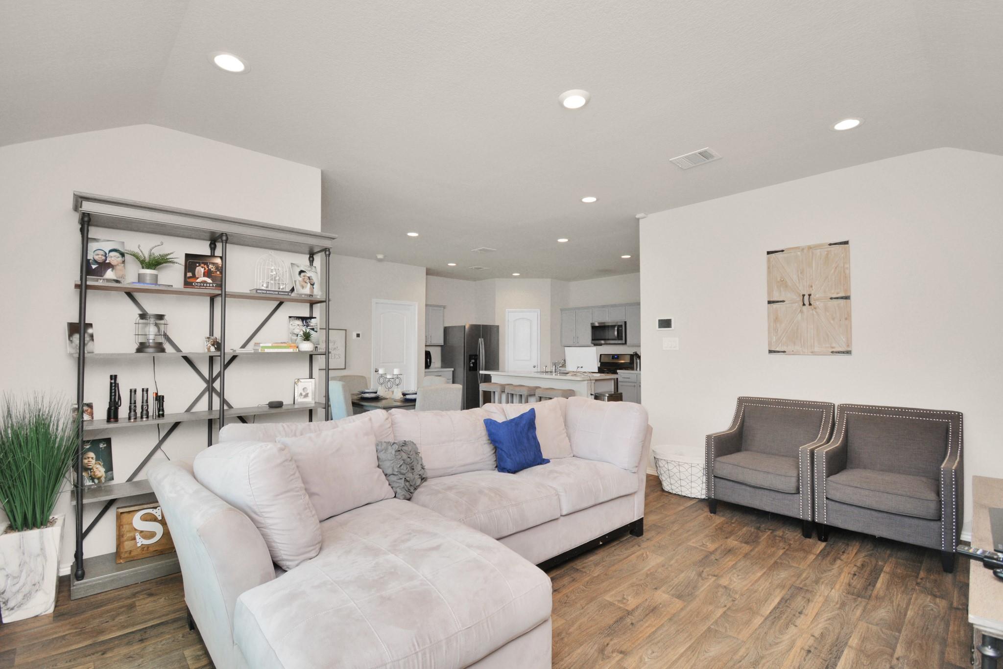 21114 Waze Lewis Drive — photo