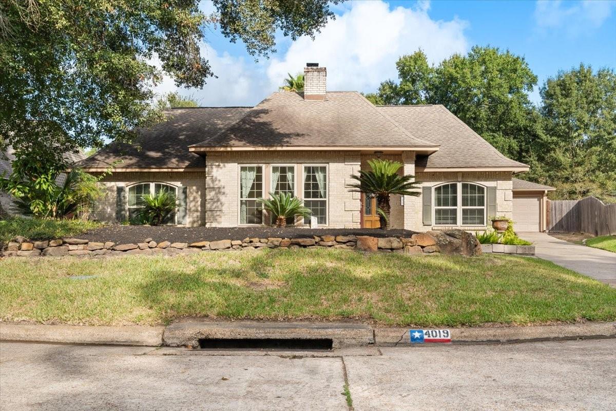 4019 Valley Haven Drive — photo