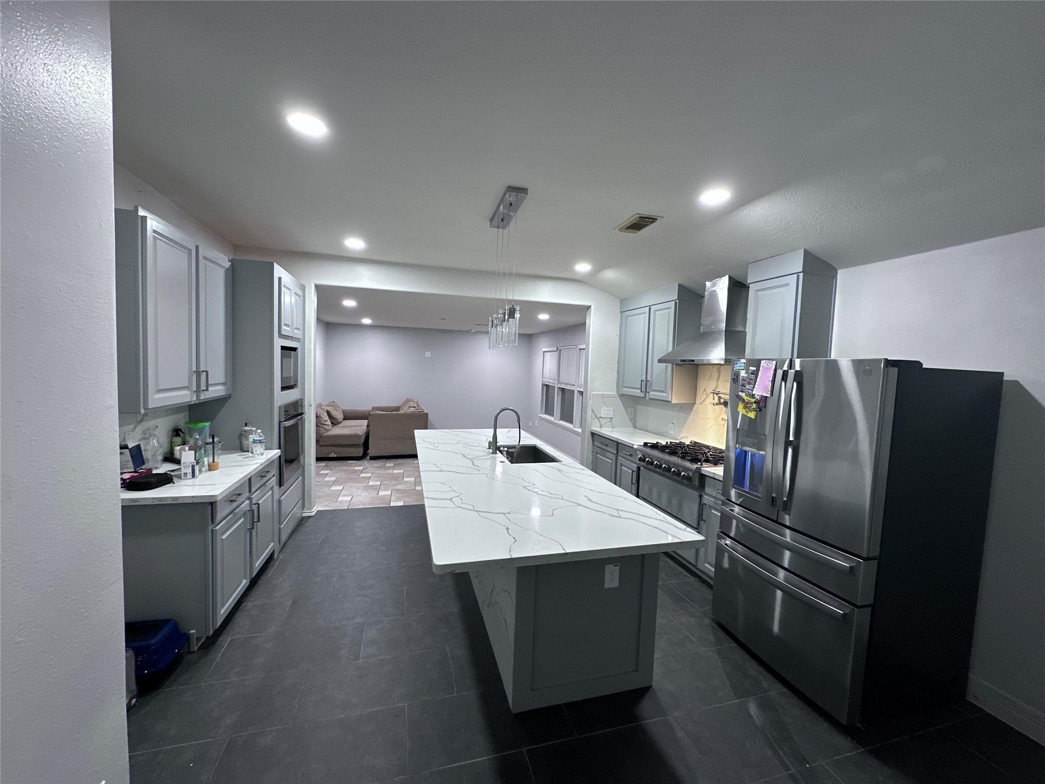 20802 Dewberry Creek Lane — photo