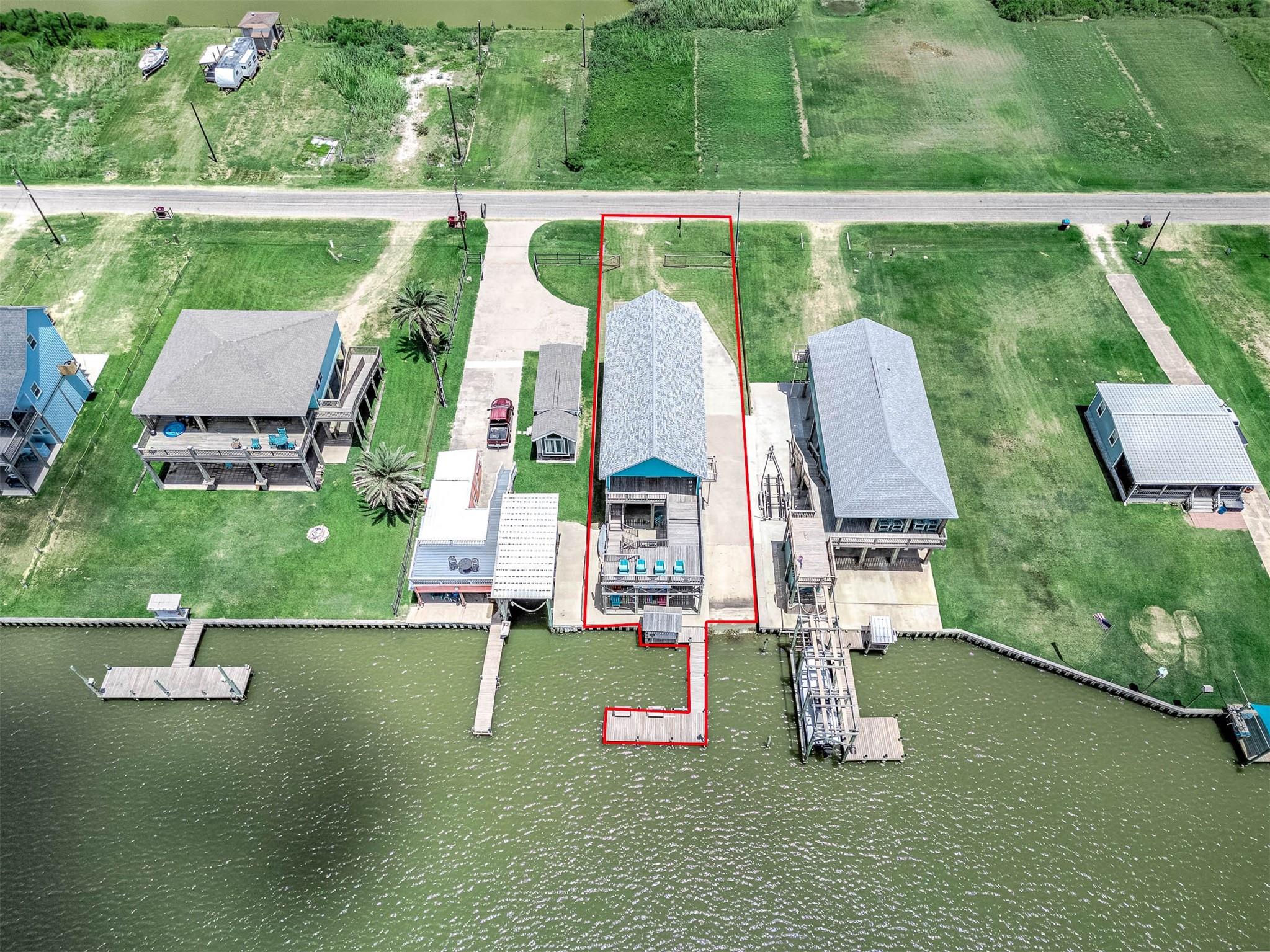 957 Private Road 675 — photo