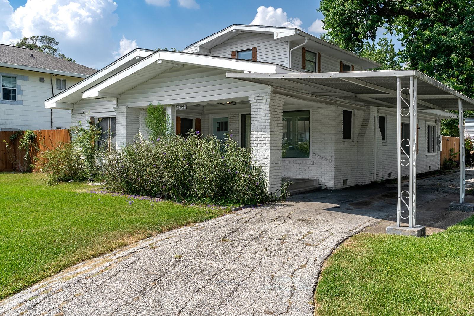 7837 Detroit Street — photo