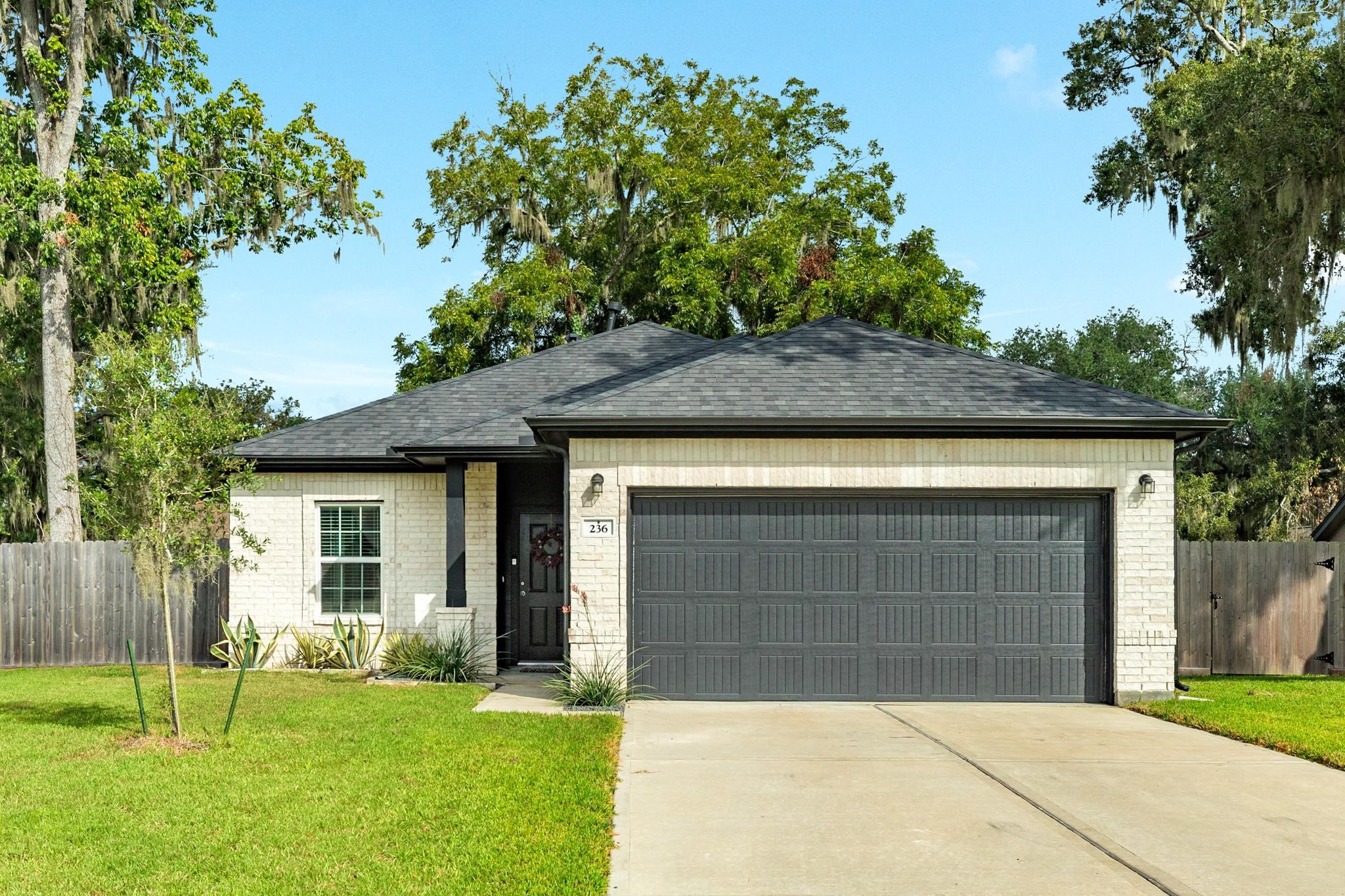 236 Prescott Drive — photo