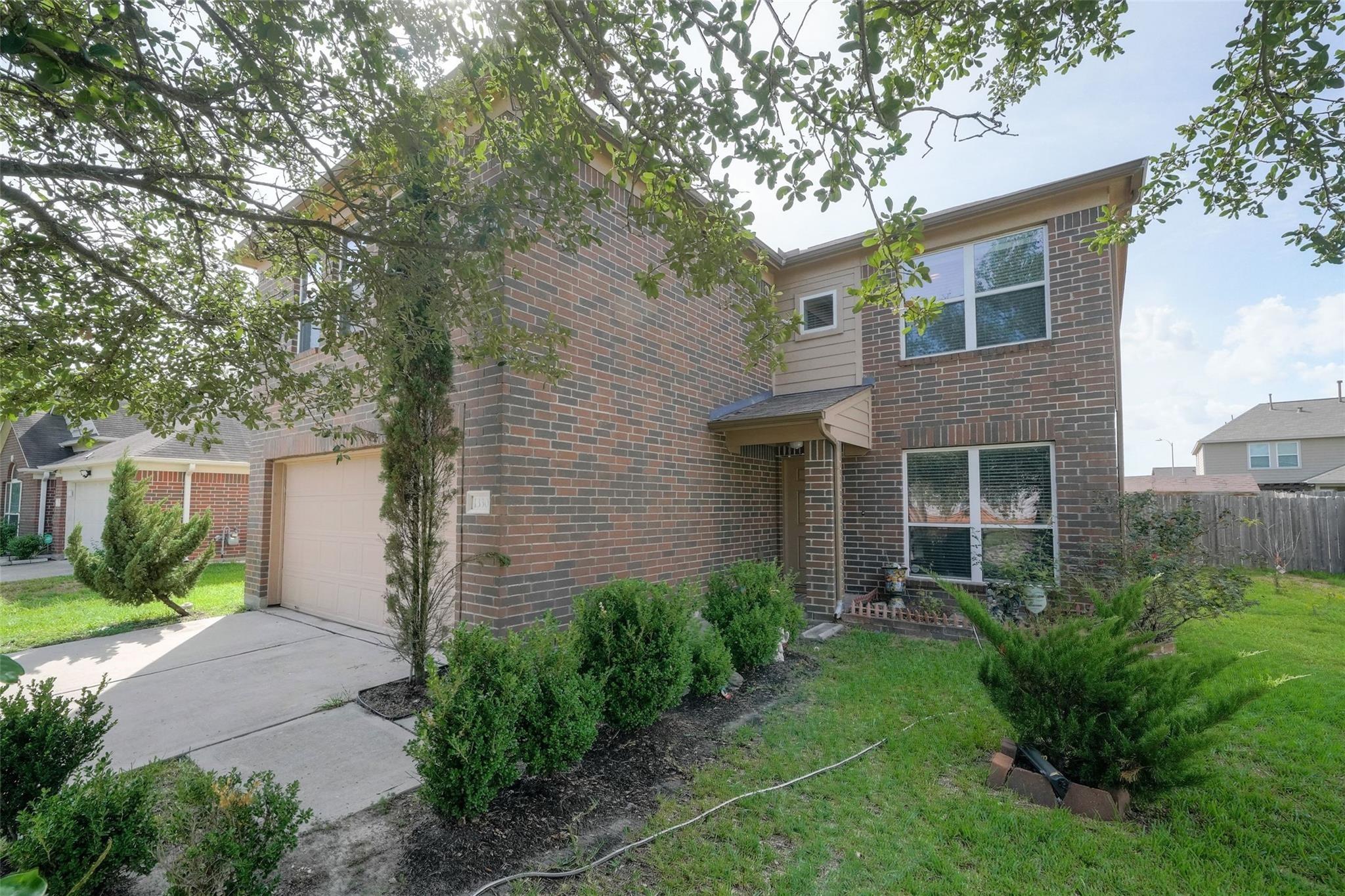 1330 Reedpoint Drive, Houston, TX 77090 — photo 2