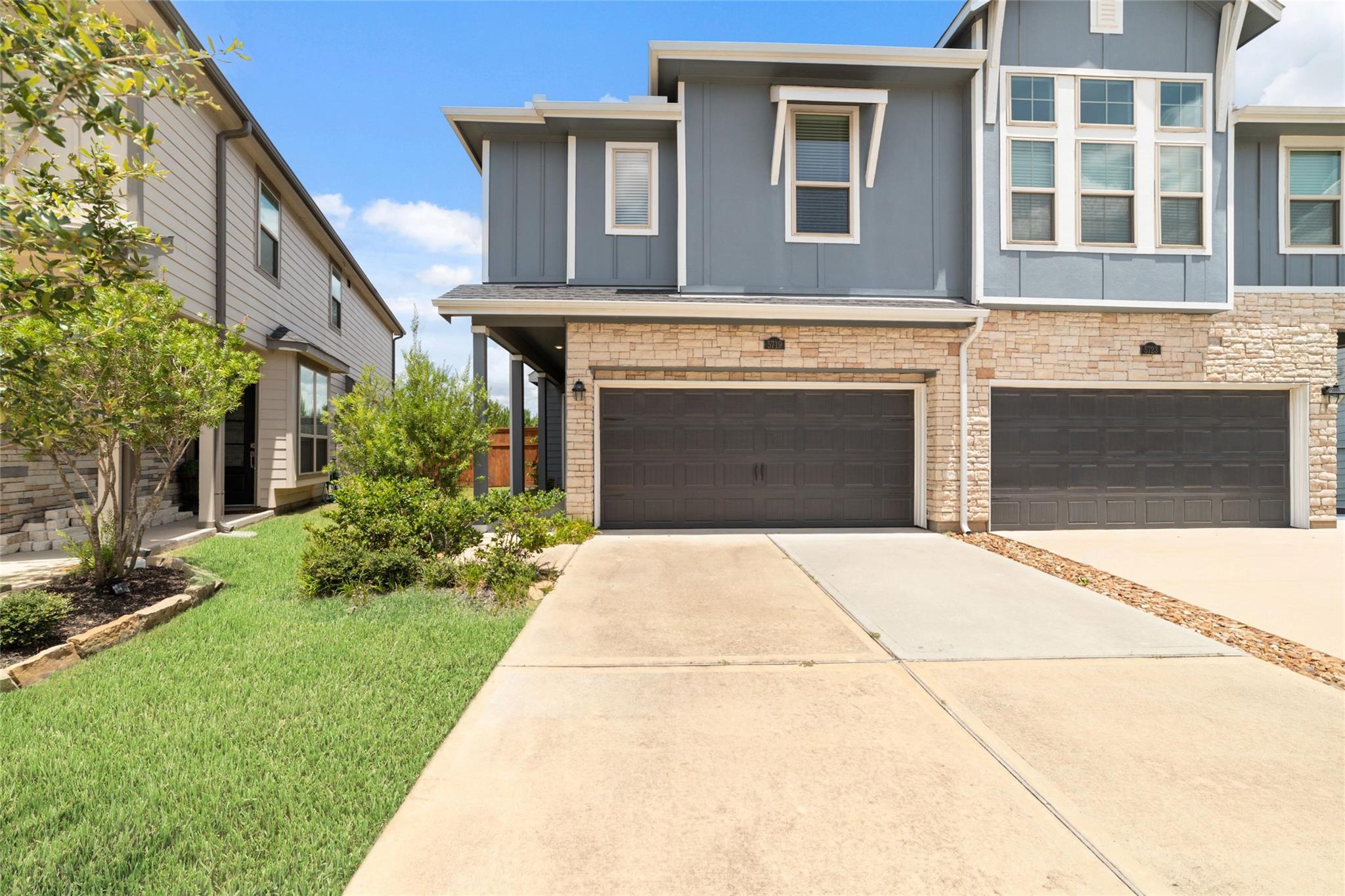 5719 Foggy Vine Court — photo