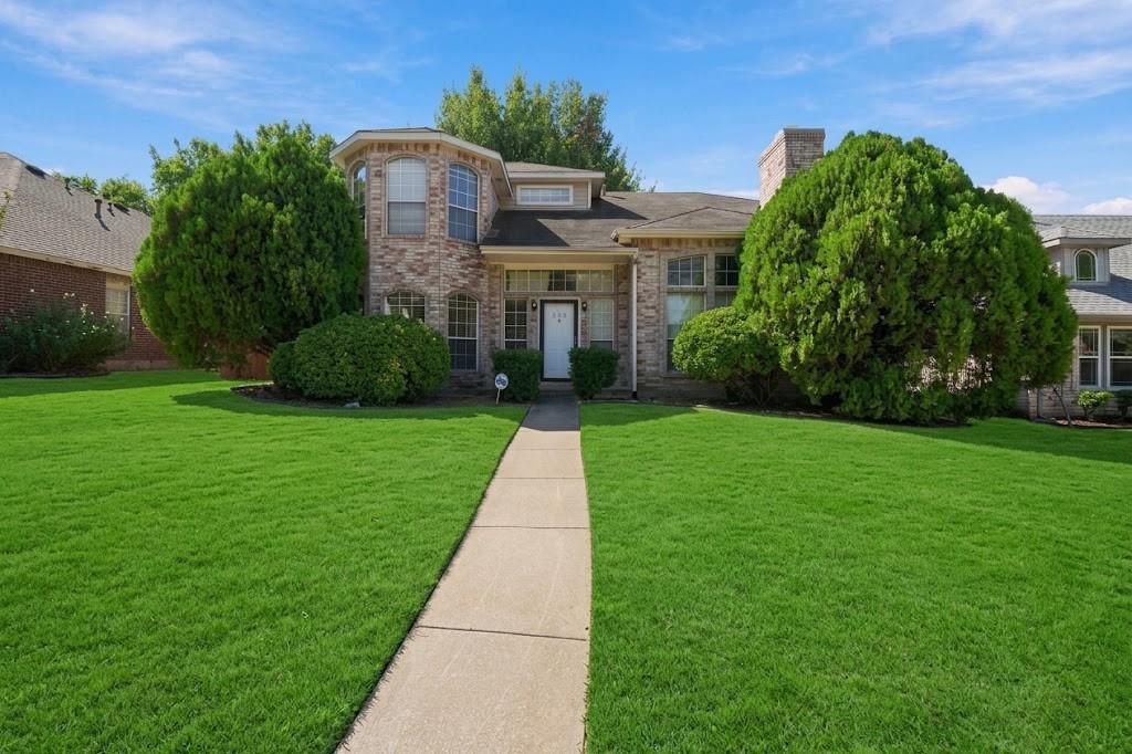 828 Twin Creek Drive — photo