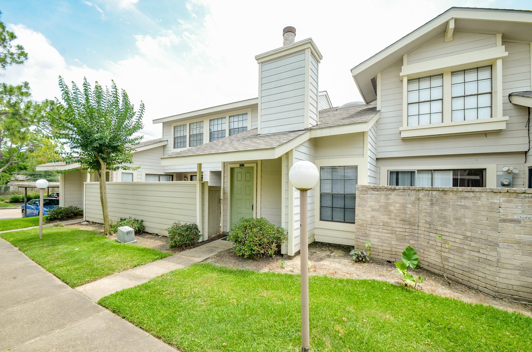 6211 Ludington Drive #909 21-909 — photo