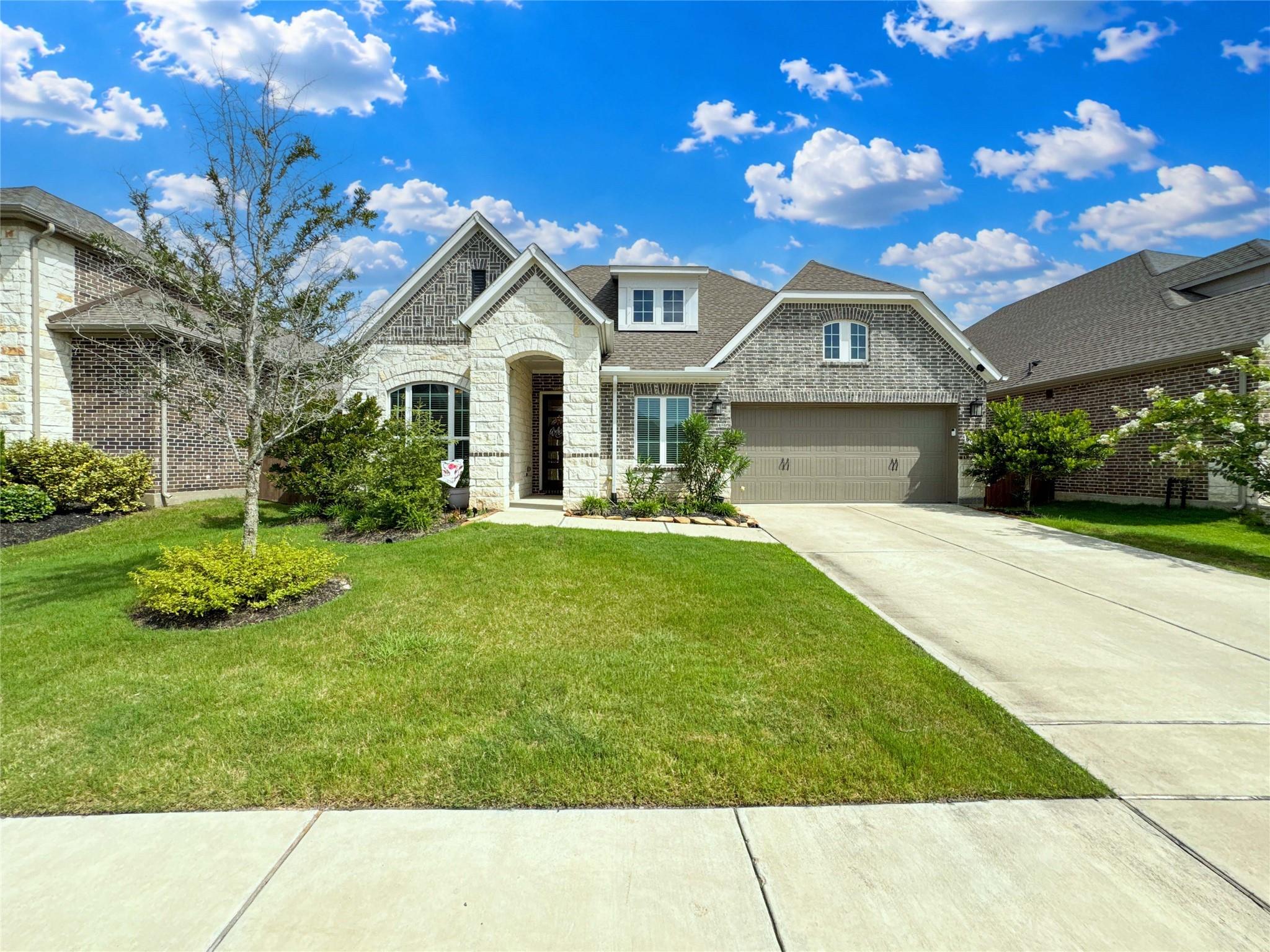 9718 Starry Night Lane — photo