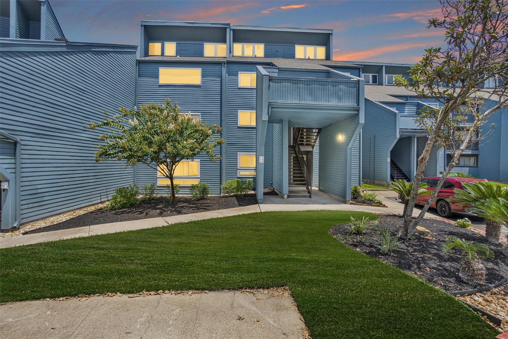 12500 Melville Drive #331C — photo