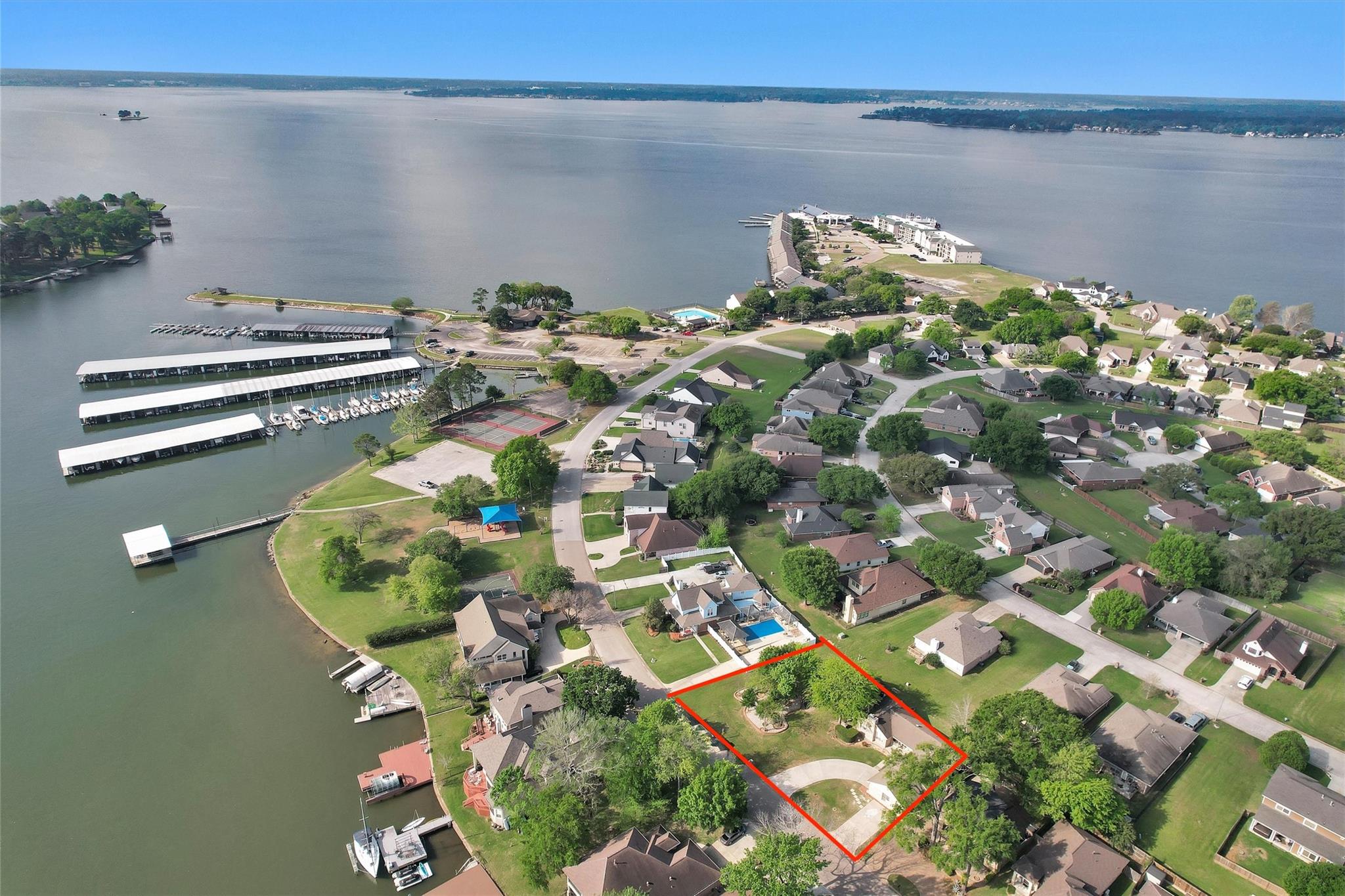 6878 Kingston Cove Lane — photo