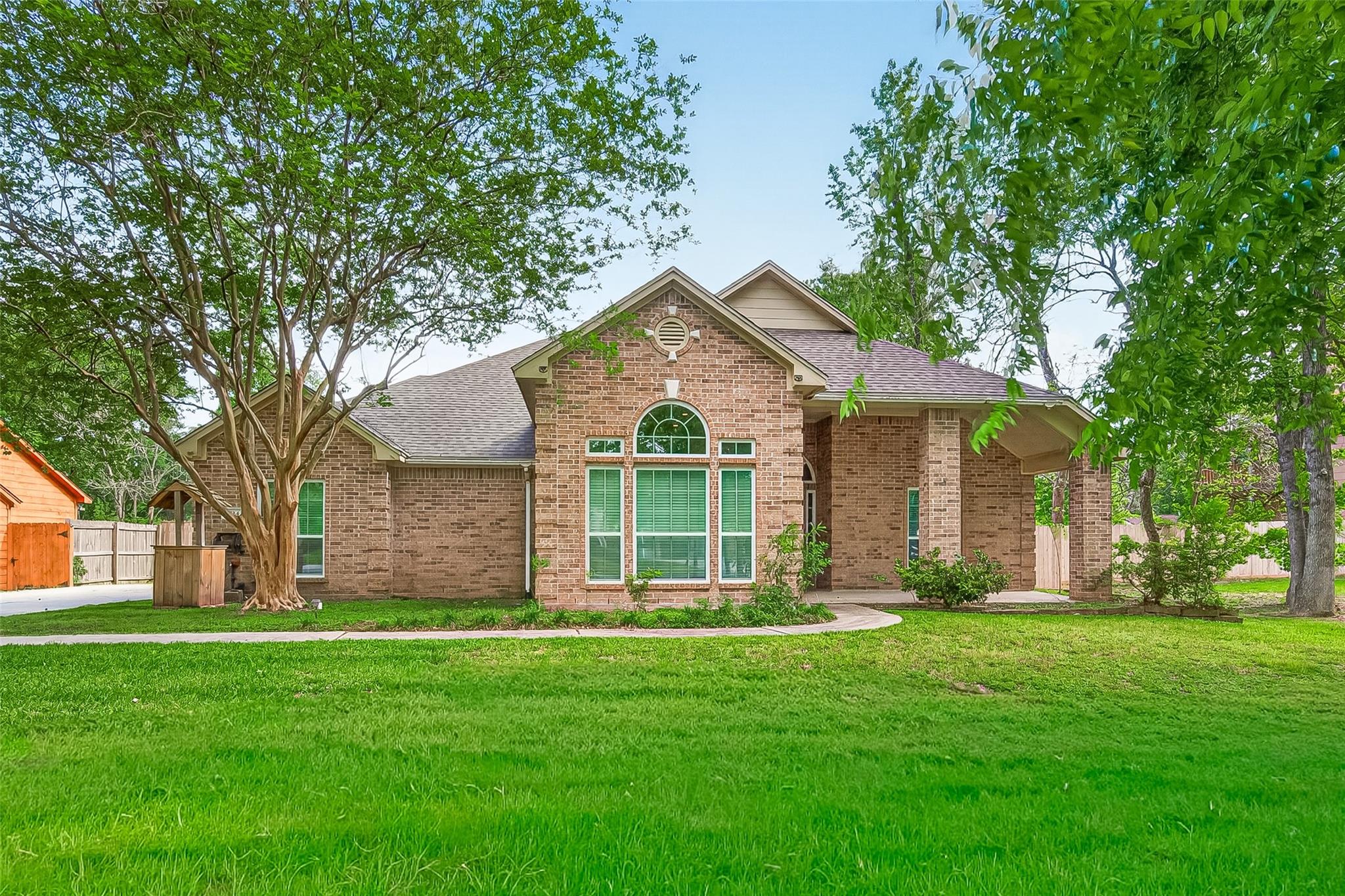 1514 Melissa Drive — photo