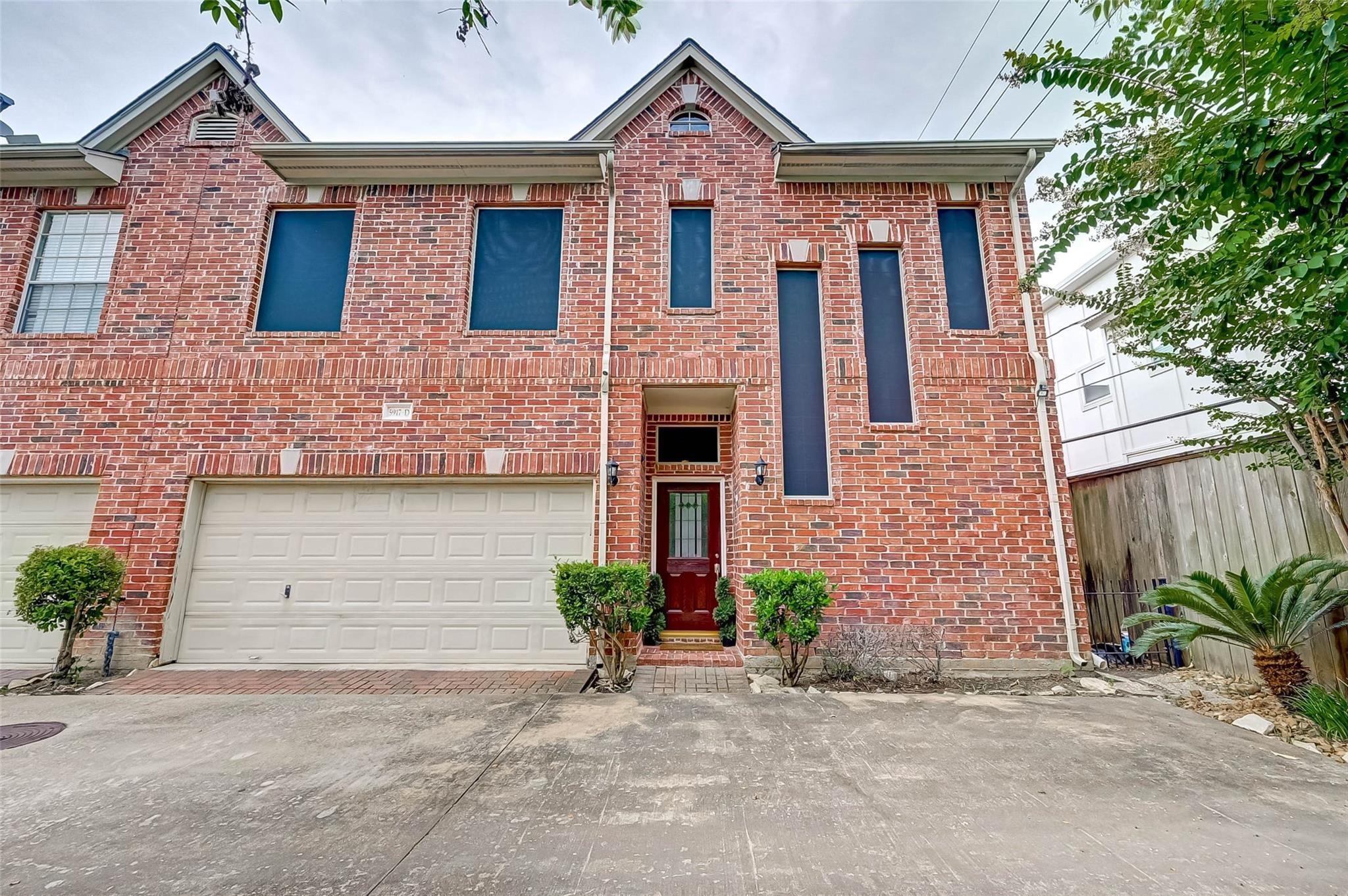 5917 Dolores Street #D — photo