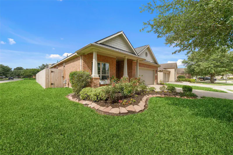 27526 Gatlin Lane — photo